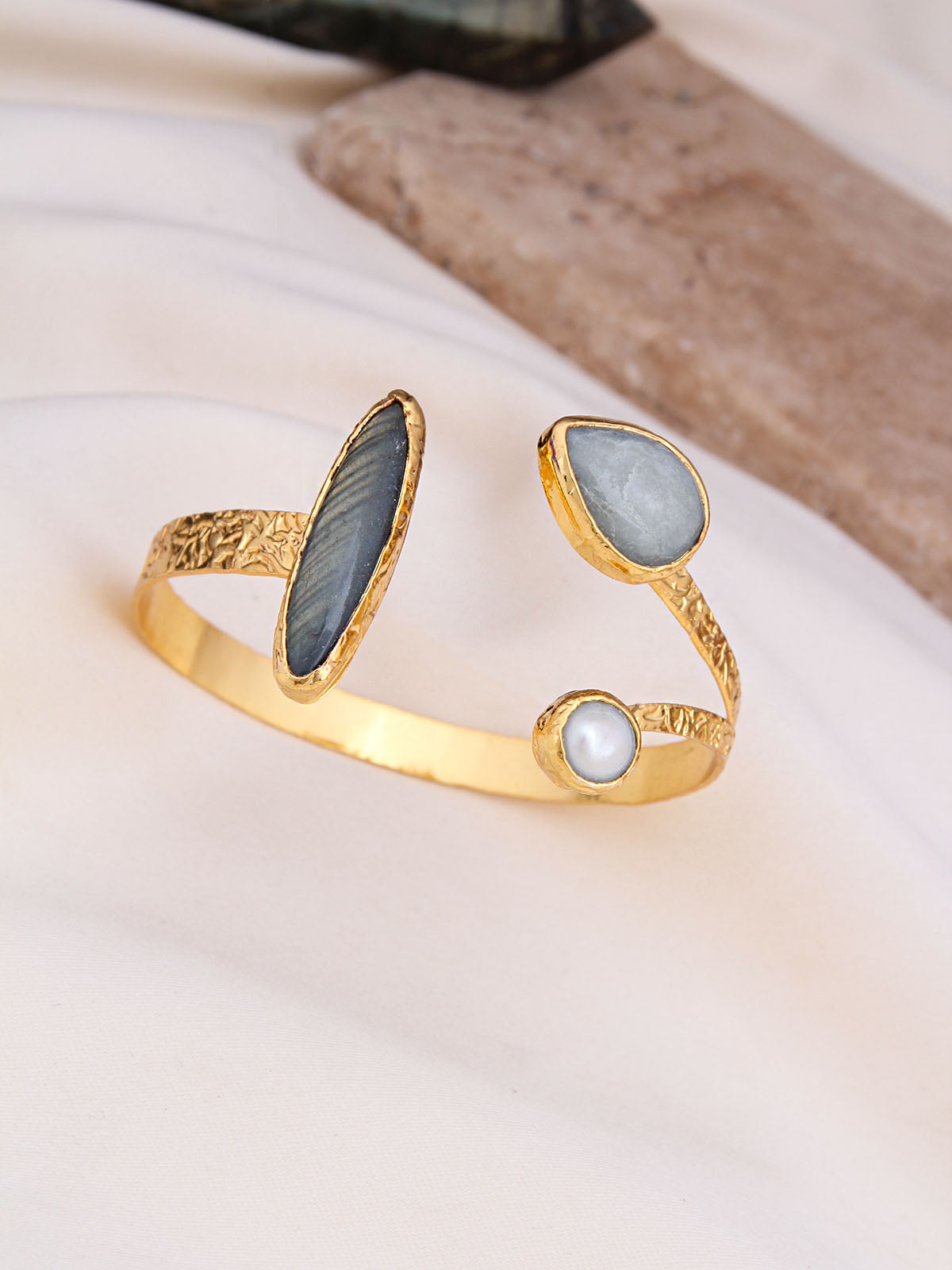 Labradorite & Moonstone Bracelet