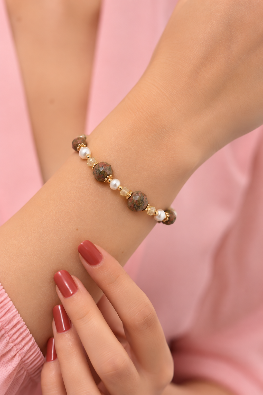 Unakit & Pearl Bracelet