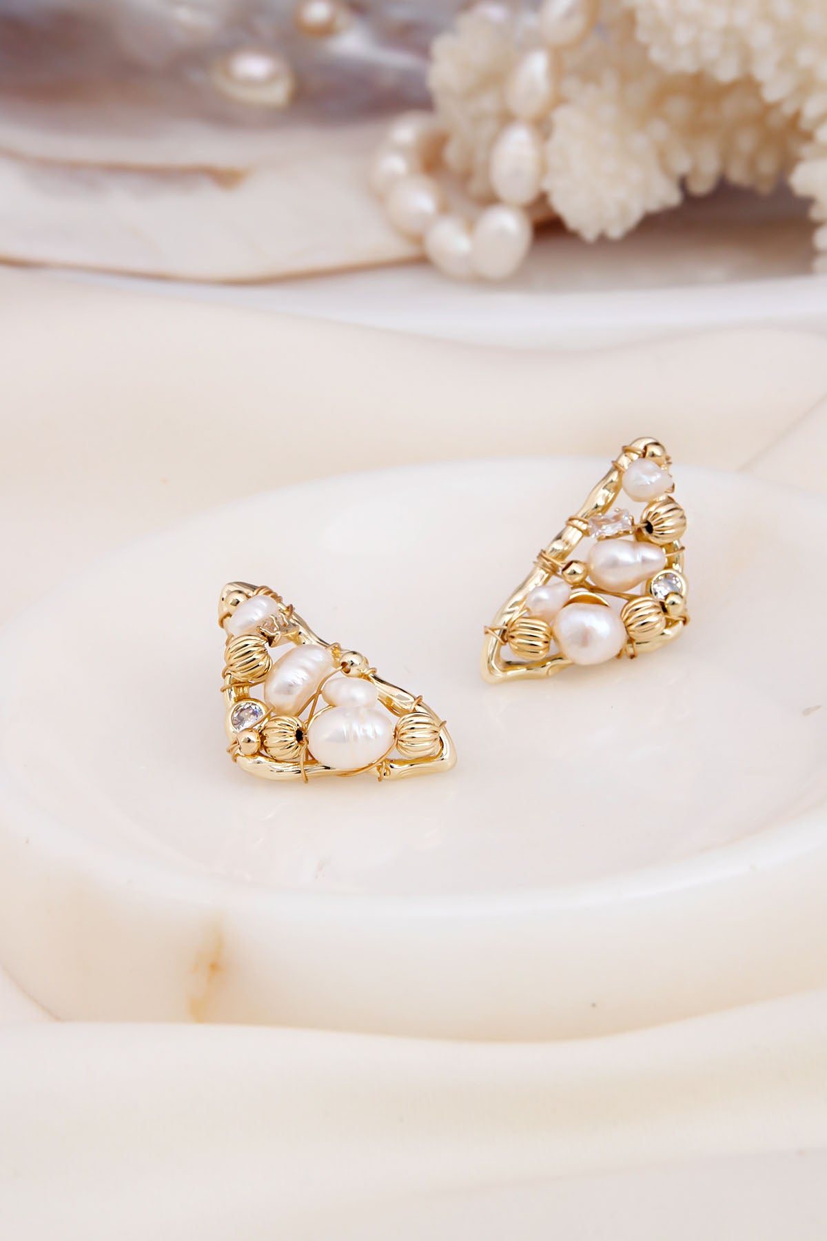 Pearl Earring