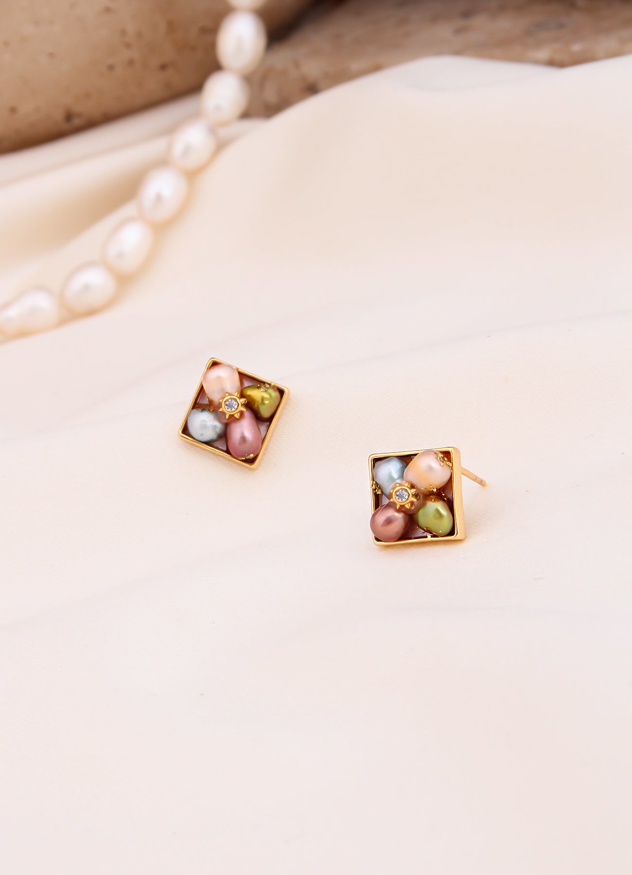 Pearl Earring