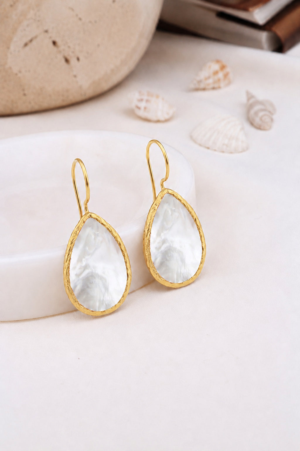 Nacre Earring
