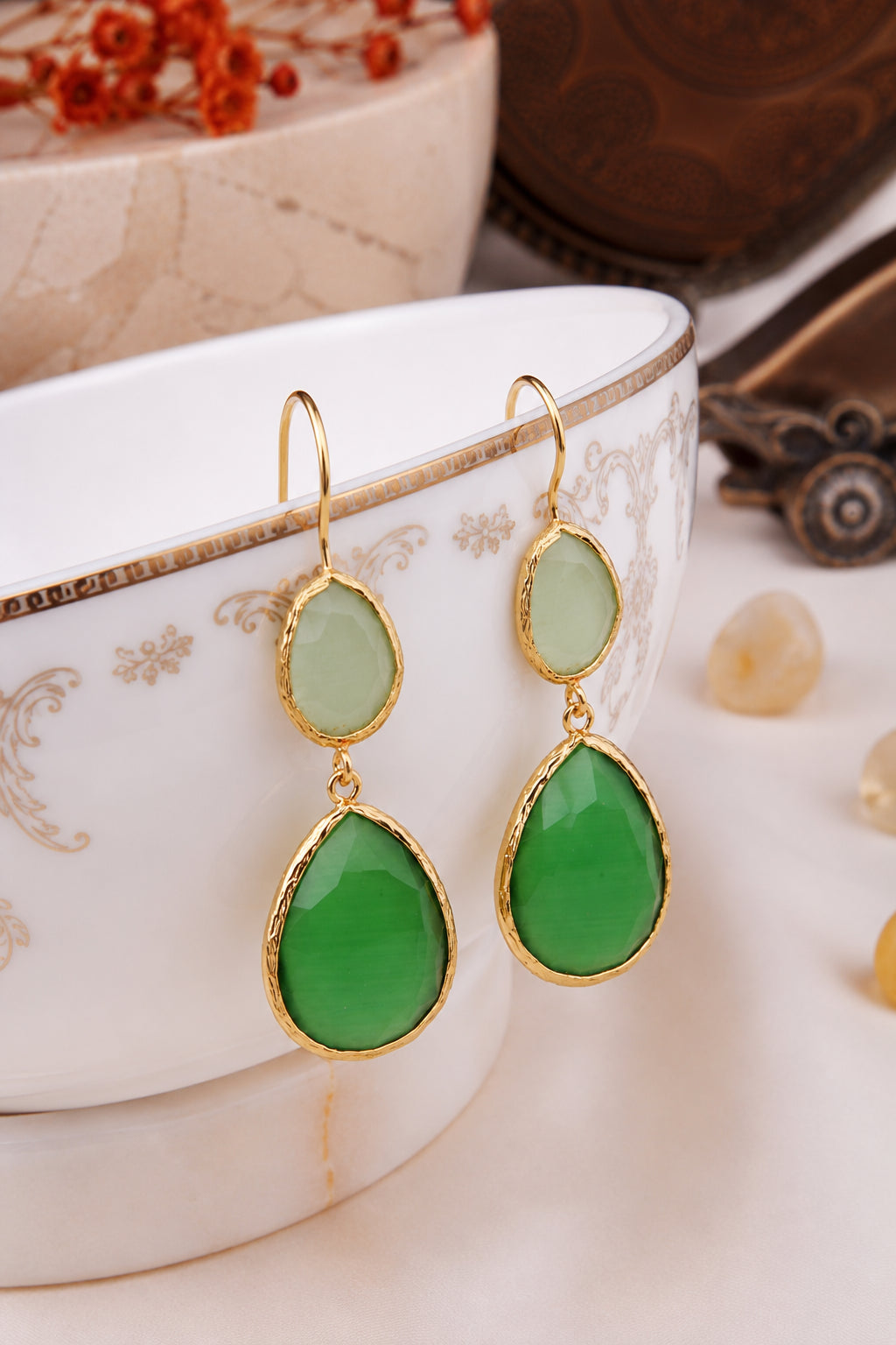 Cat Eyes Earring