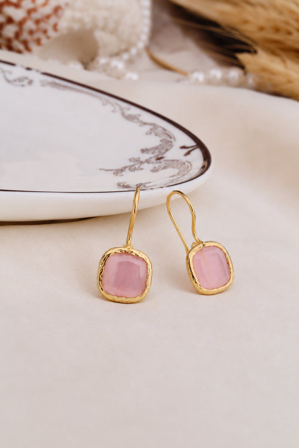 Cat eyes Earring