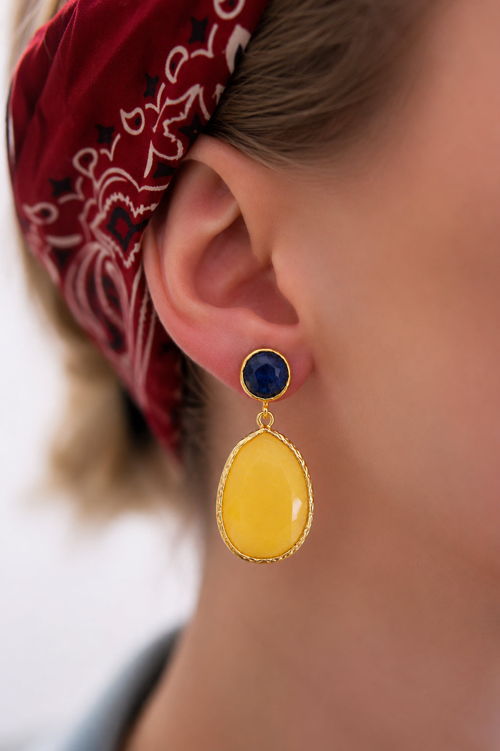 Cat Eyes & Saphire Earring