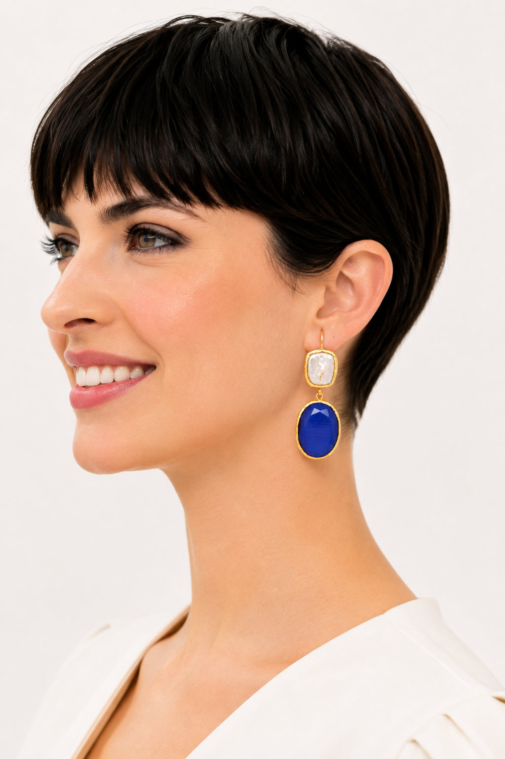 Pearl & Cat Eyes Earring