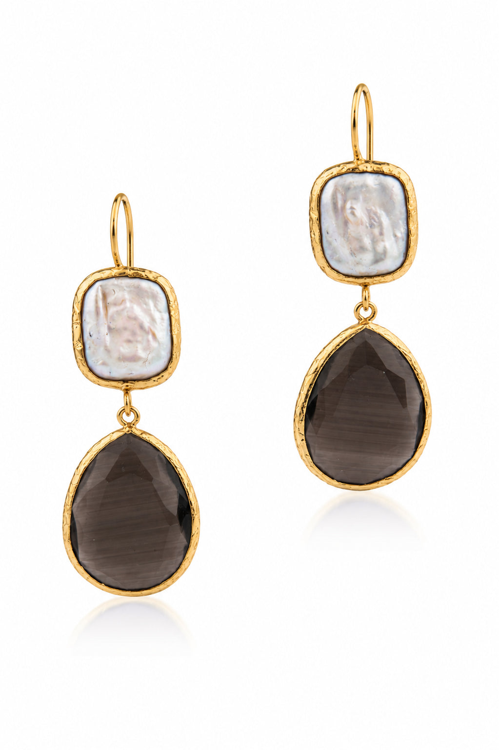 Pearl & Cat Eyes Earring