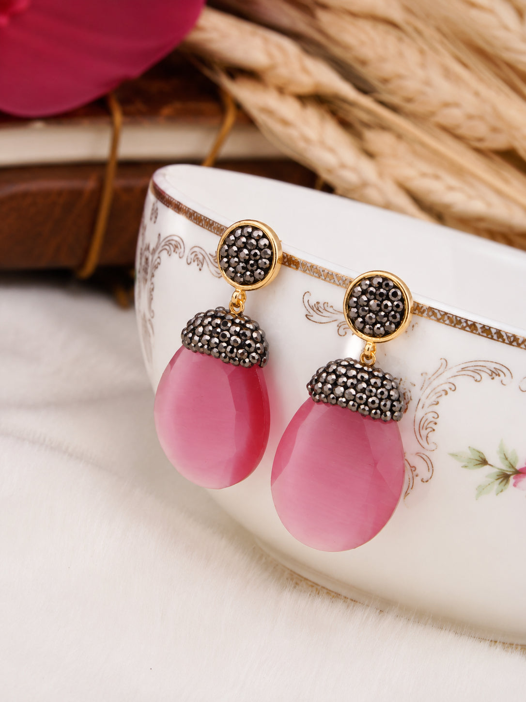 Cat Eyes & Hematite Earring