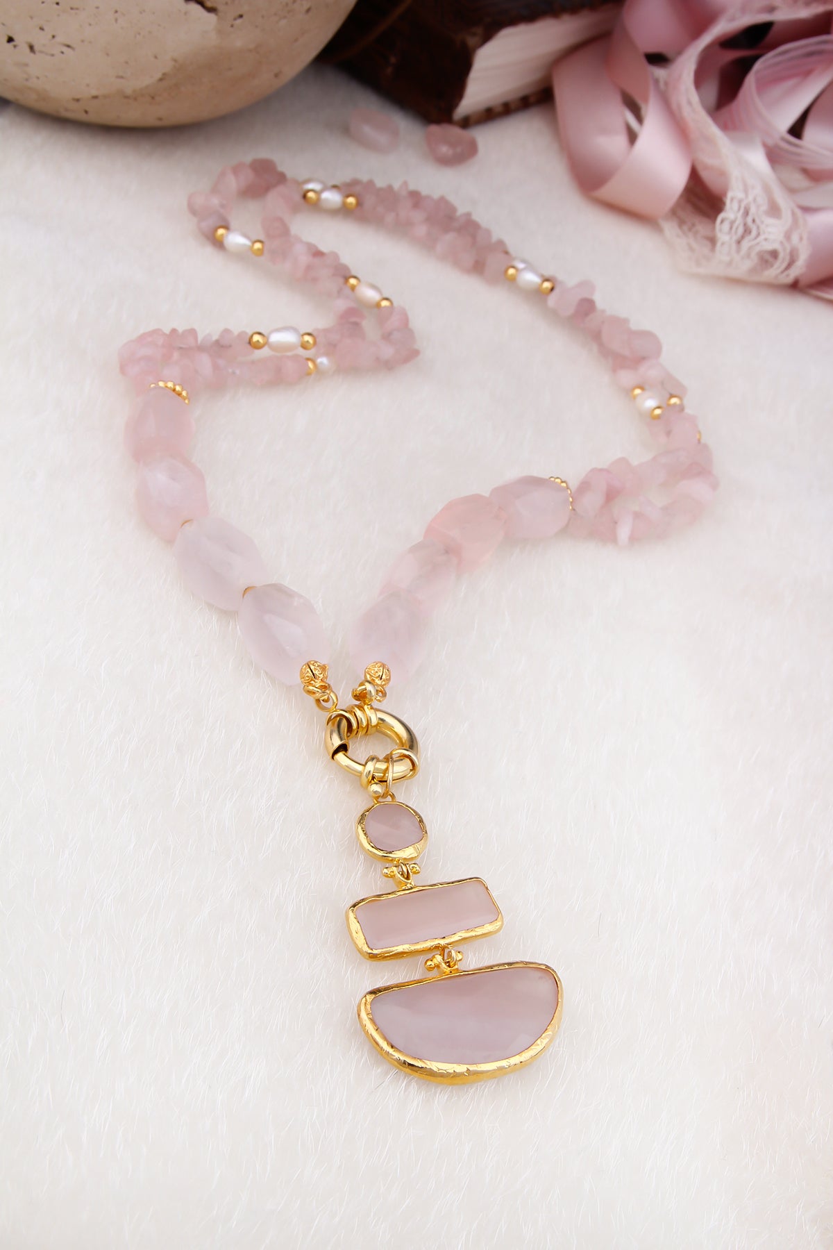 Pink Quartz Collier