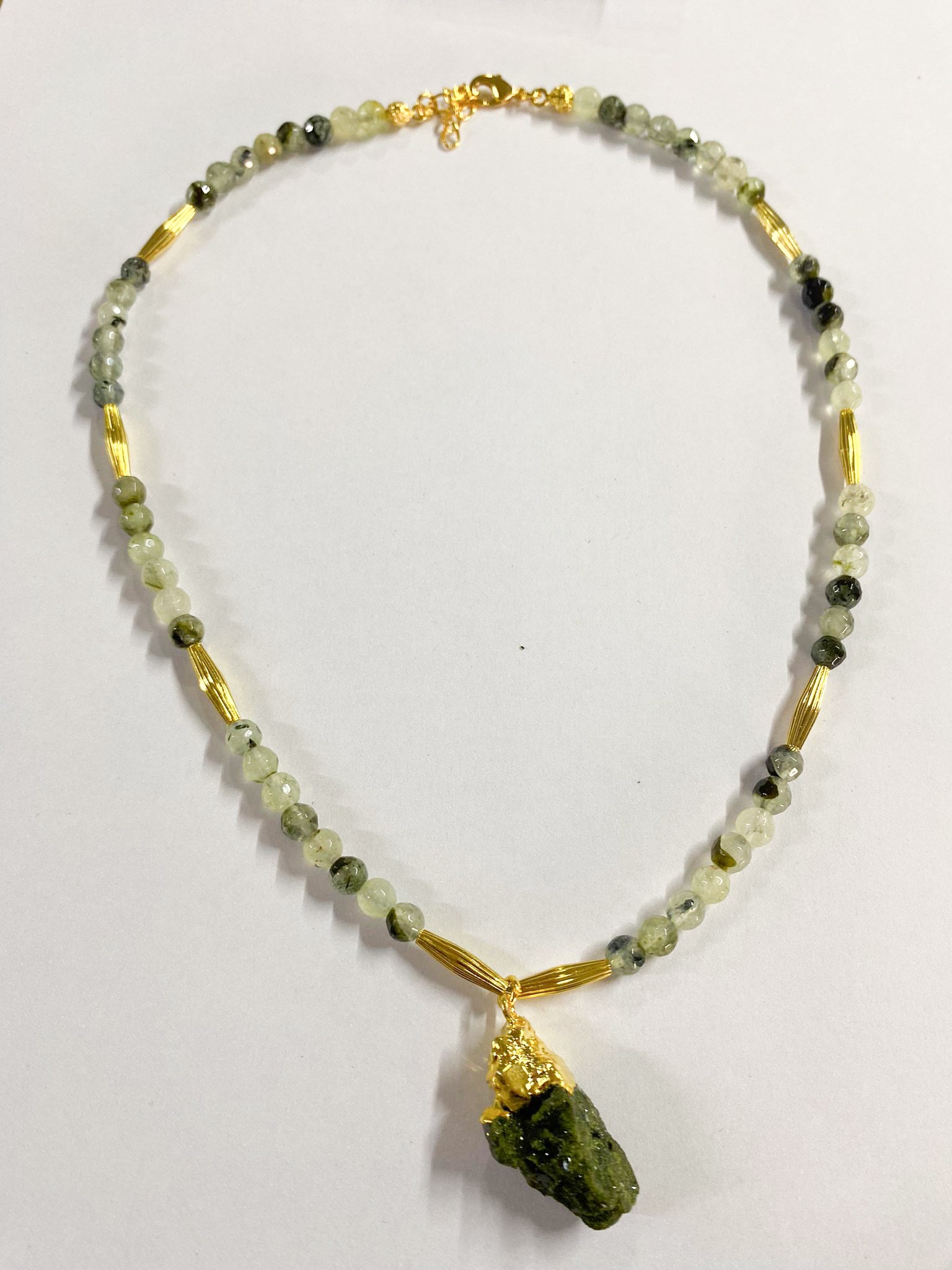 Forest Quartz & Prinayt Collier