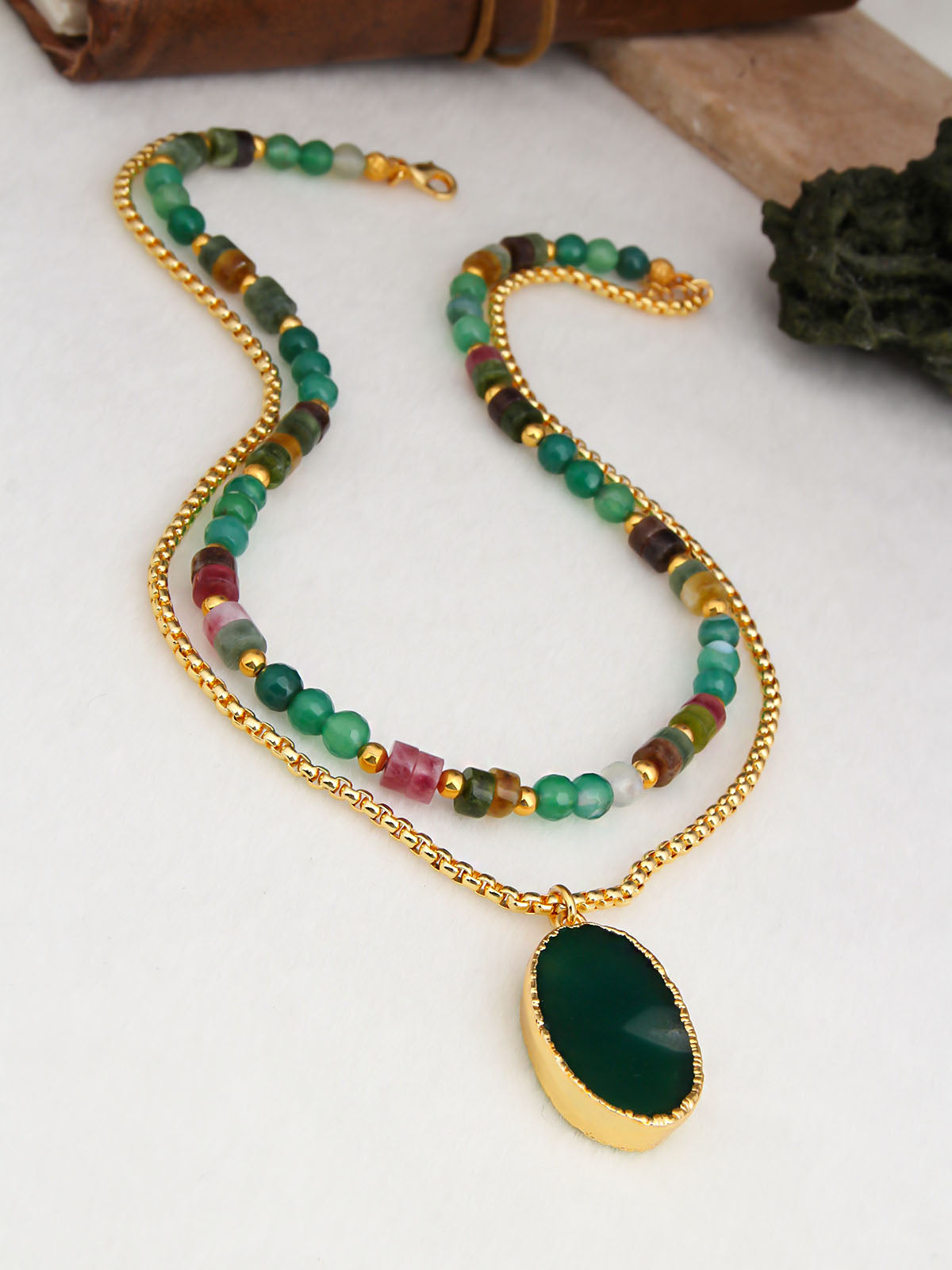 Quartz Collier