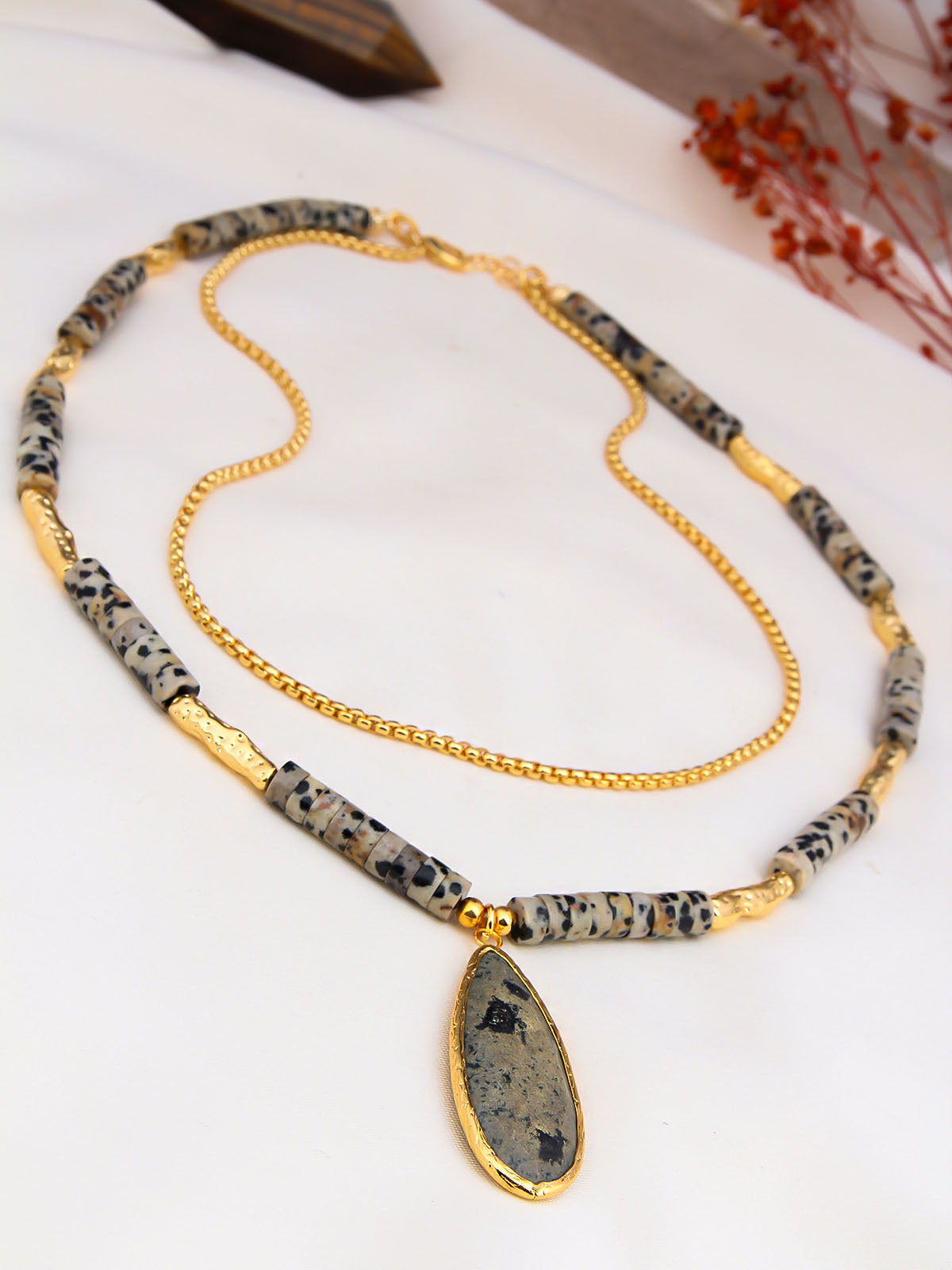 Black Routile Collier
