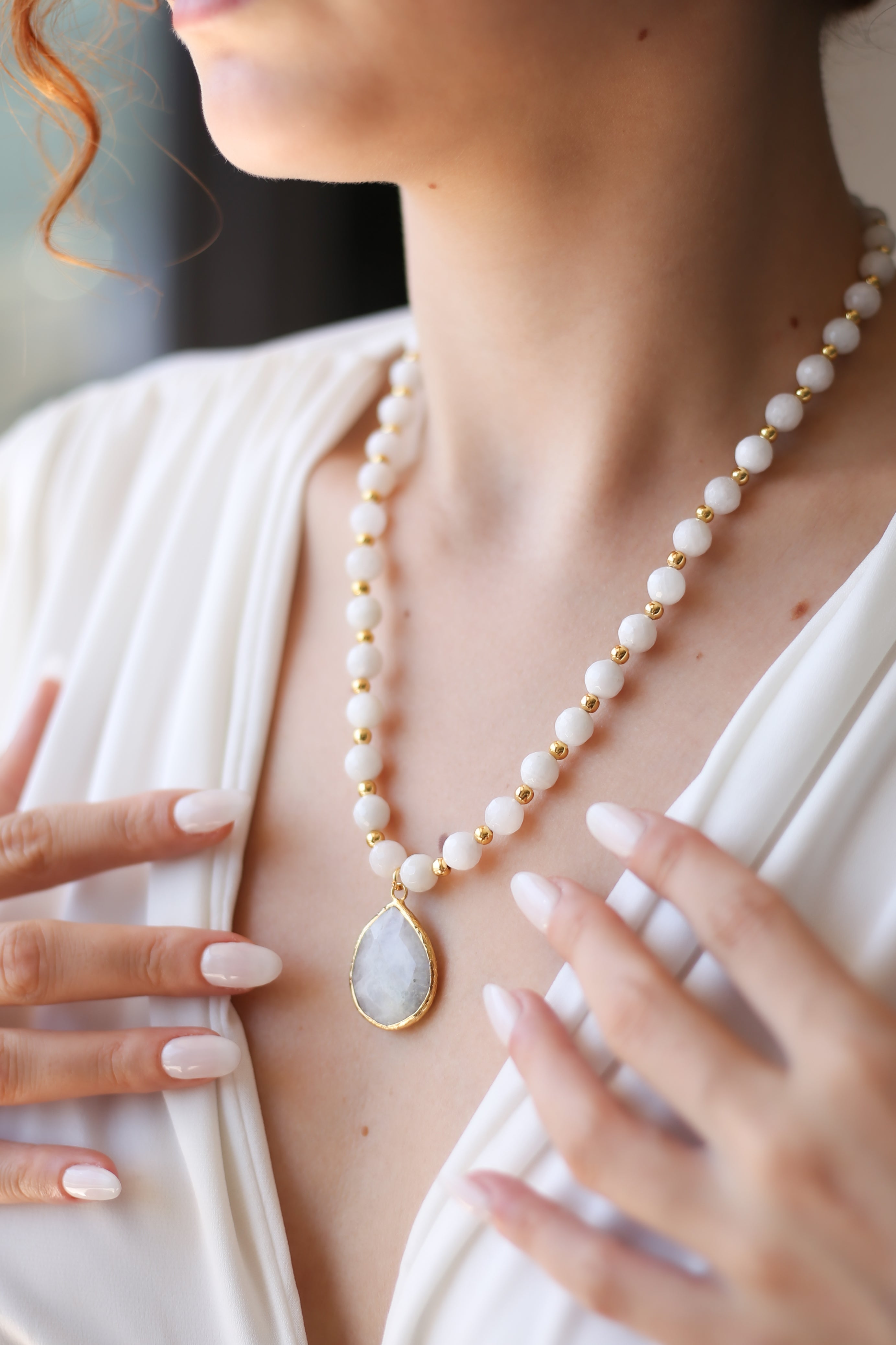 Moonstone Collier