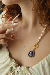 Pearl & Lapis Collier
