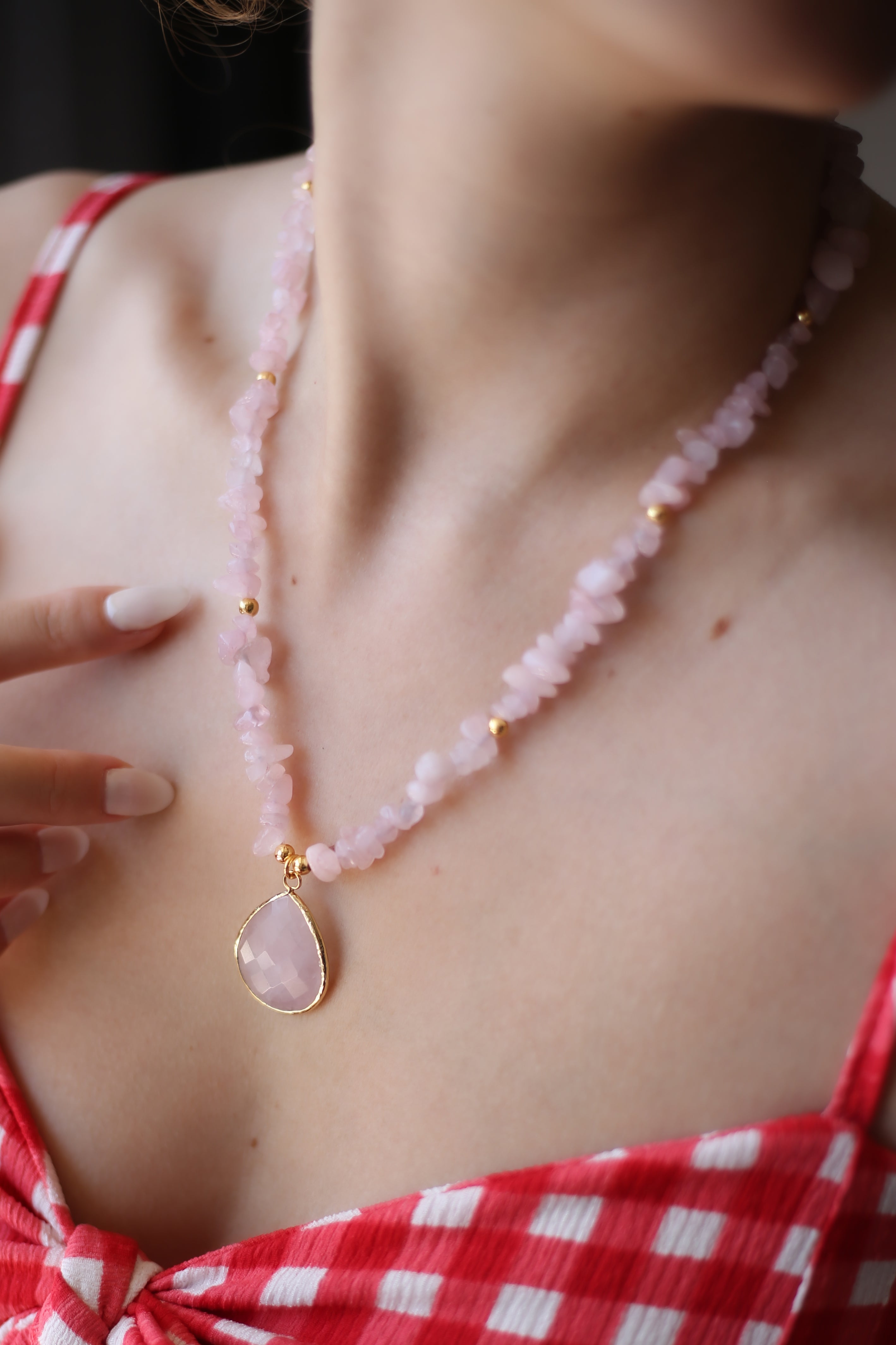 Pink Quartz Collier