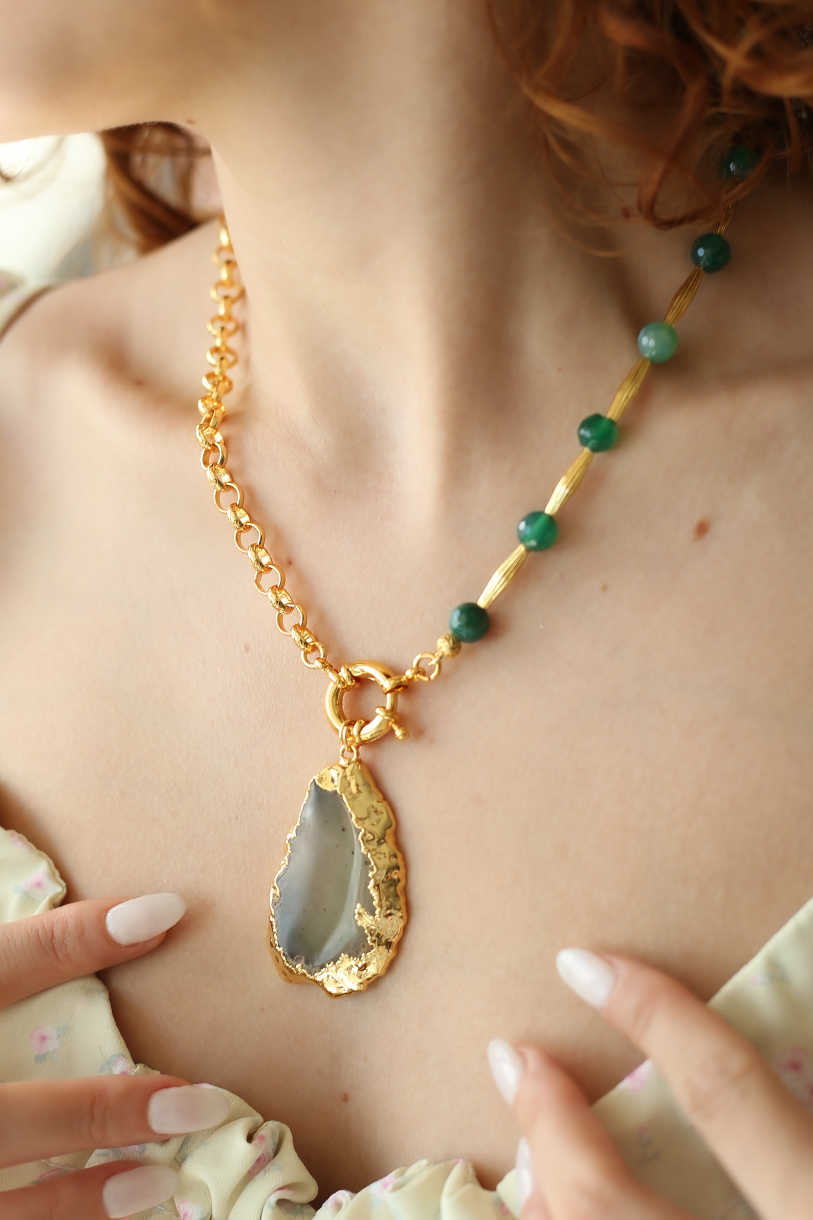 Agate Collier
