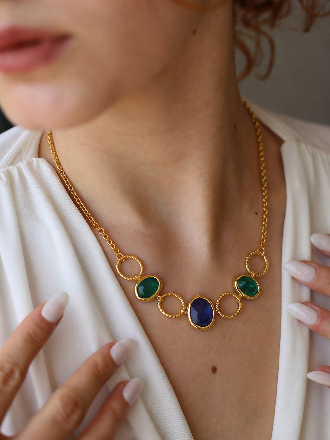 Saphire & Root Emerald Necklace