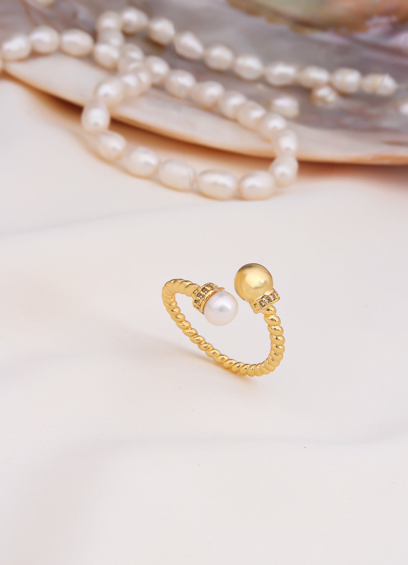 Pearl Ring