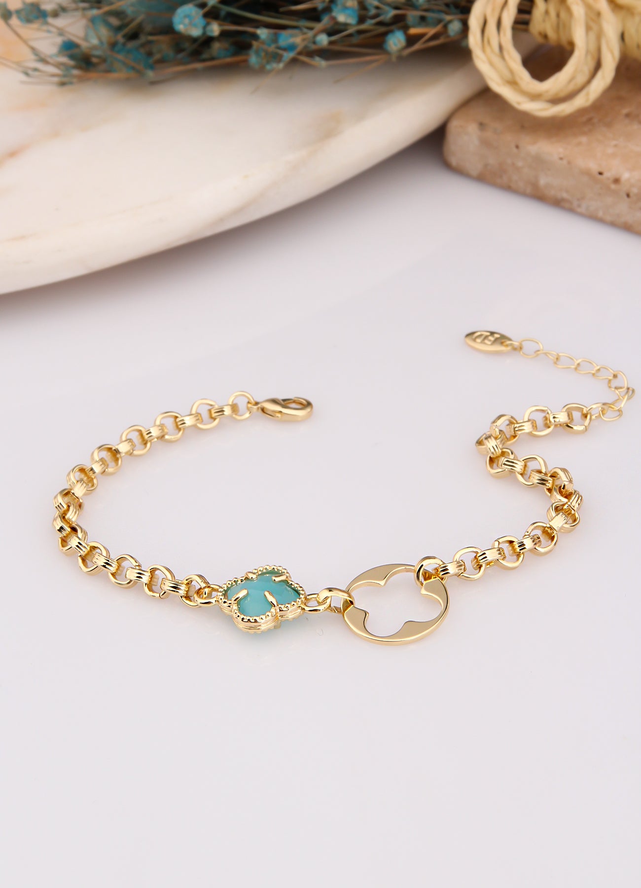 Bracelet