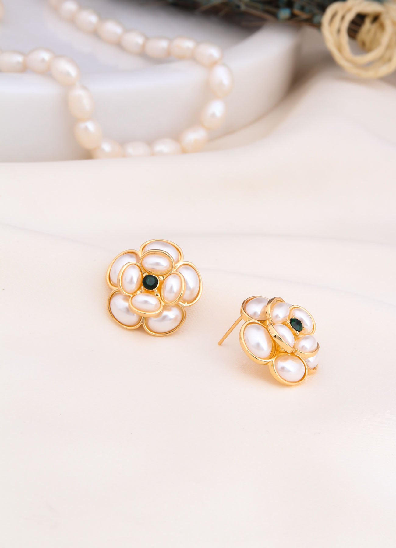 Pearl & Zircon Earring
