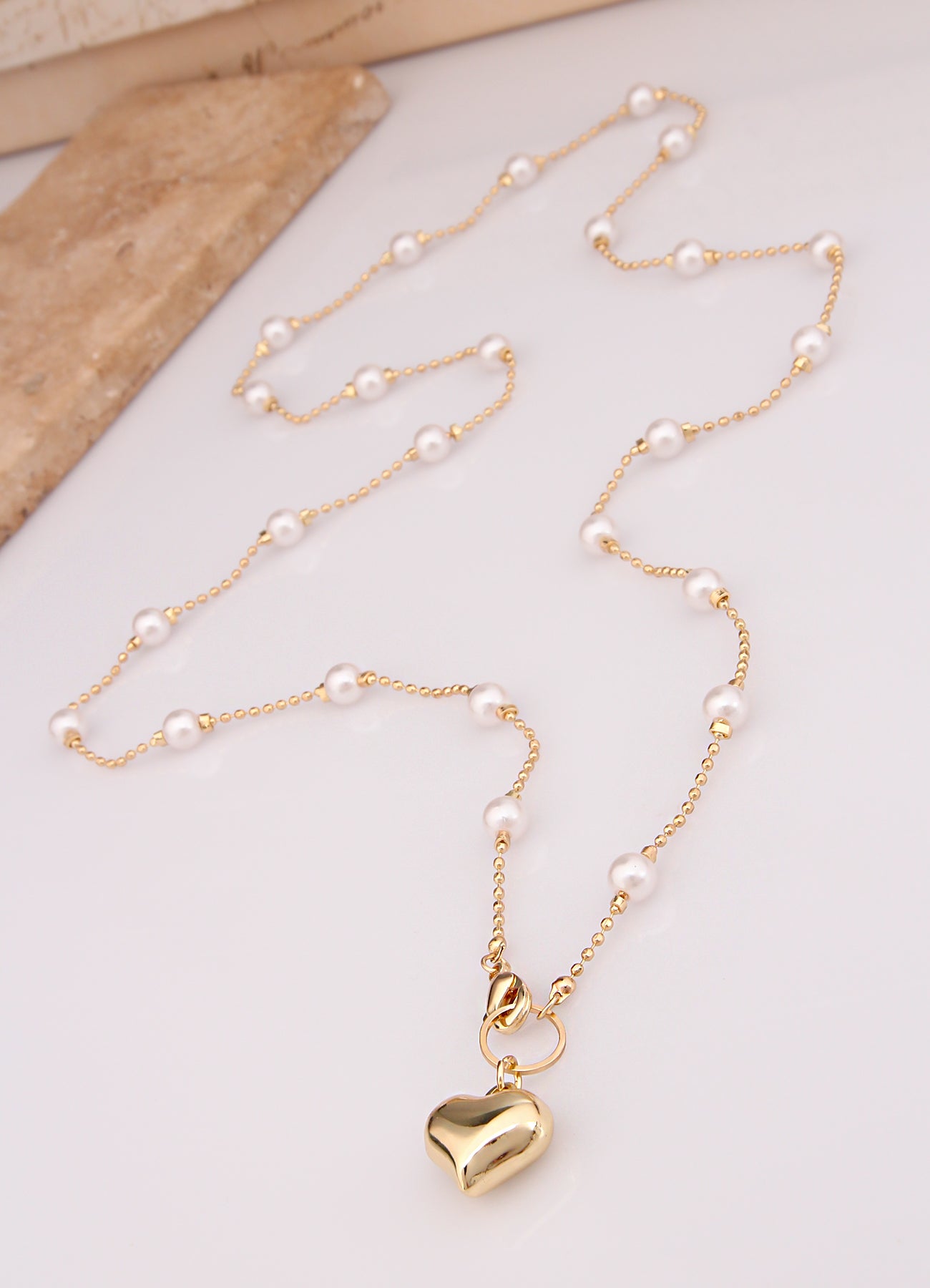 Charlize Crystal Collier