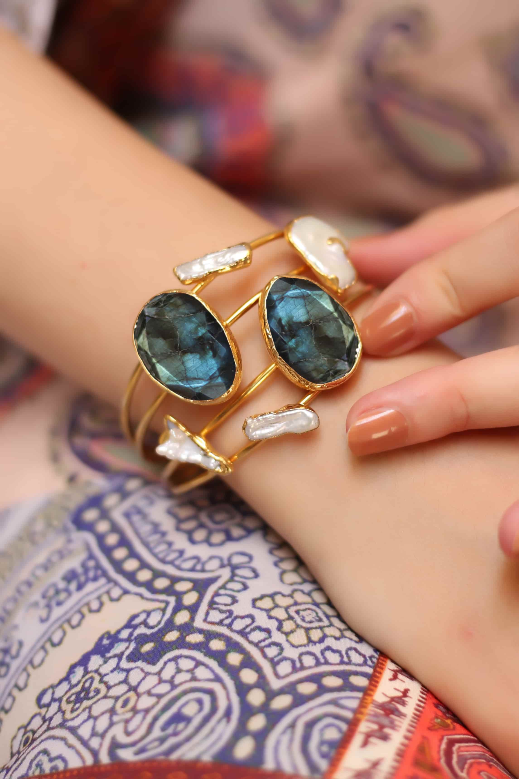 Labradorite & Pearl Bracelet