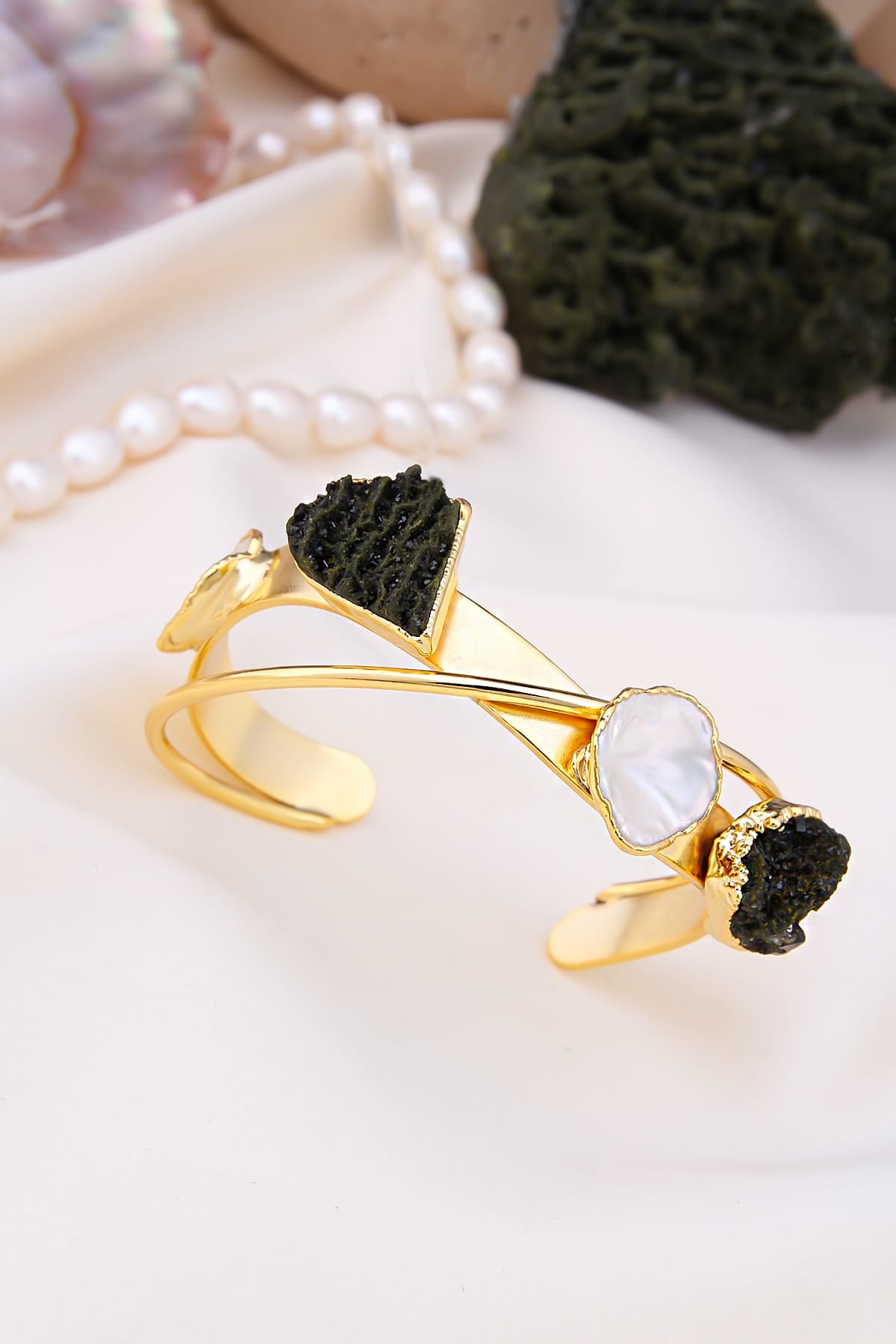 Forest Quartz Bracelet