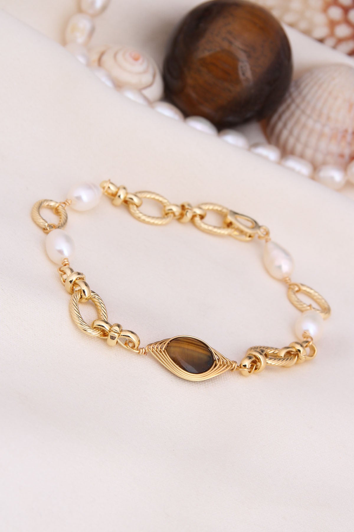 Pearl & Tiger Eyes Bracelet