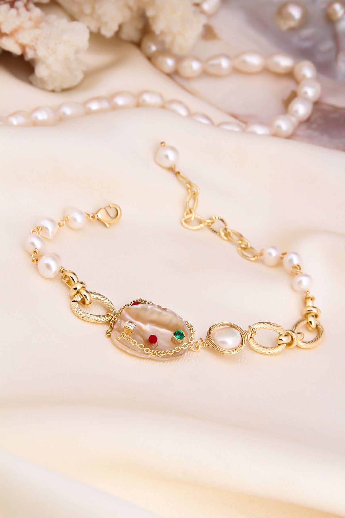 Pearl & Zircon Bracelet