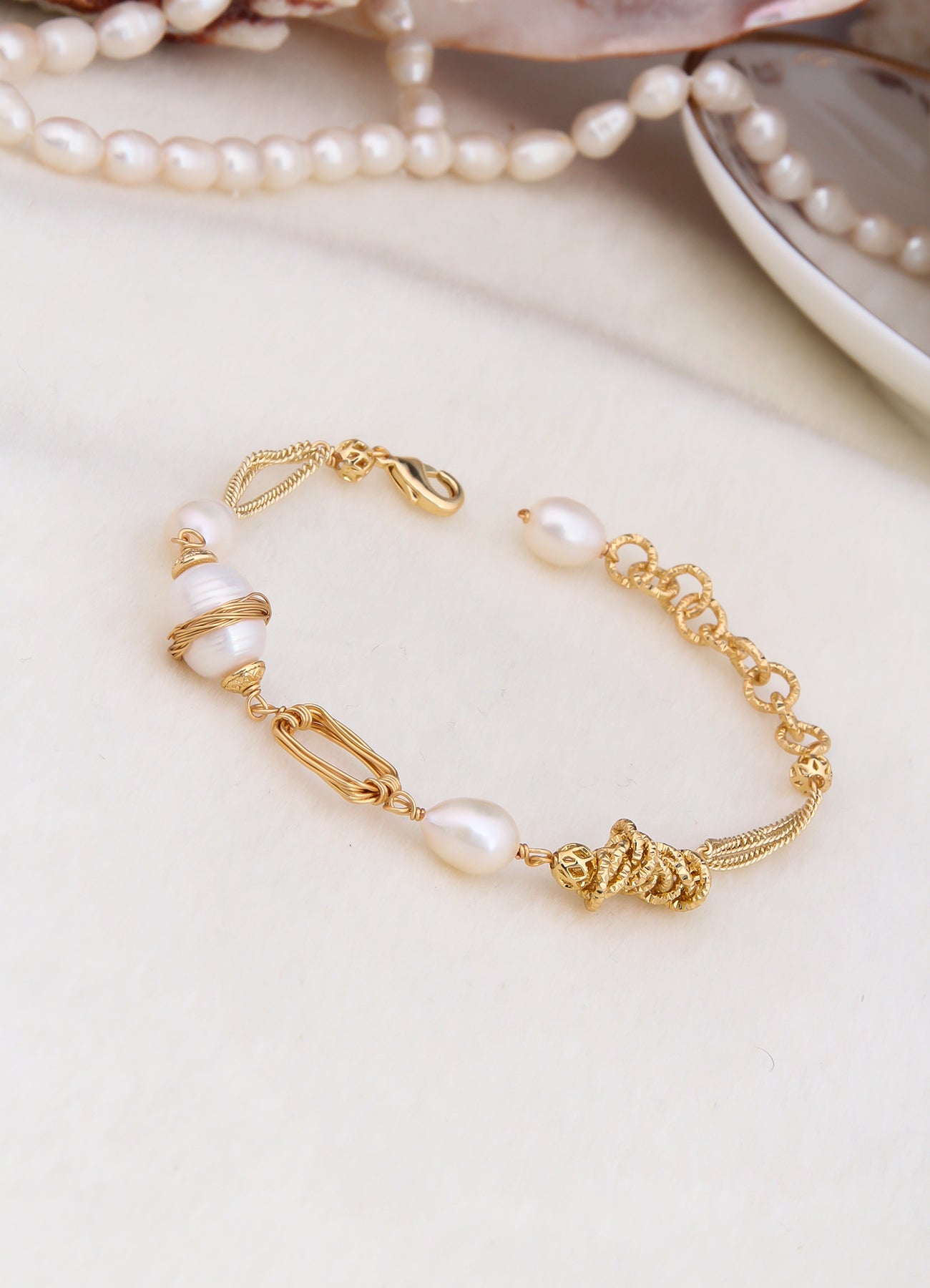 Pearl Bracelet