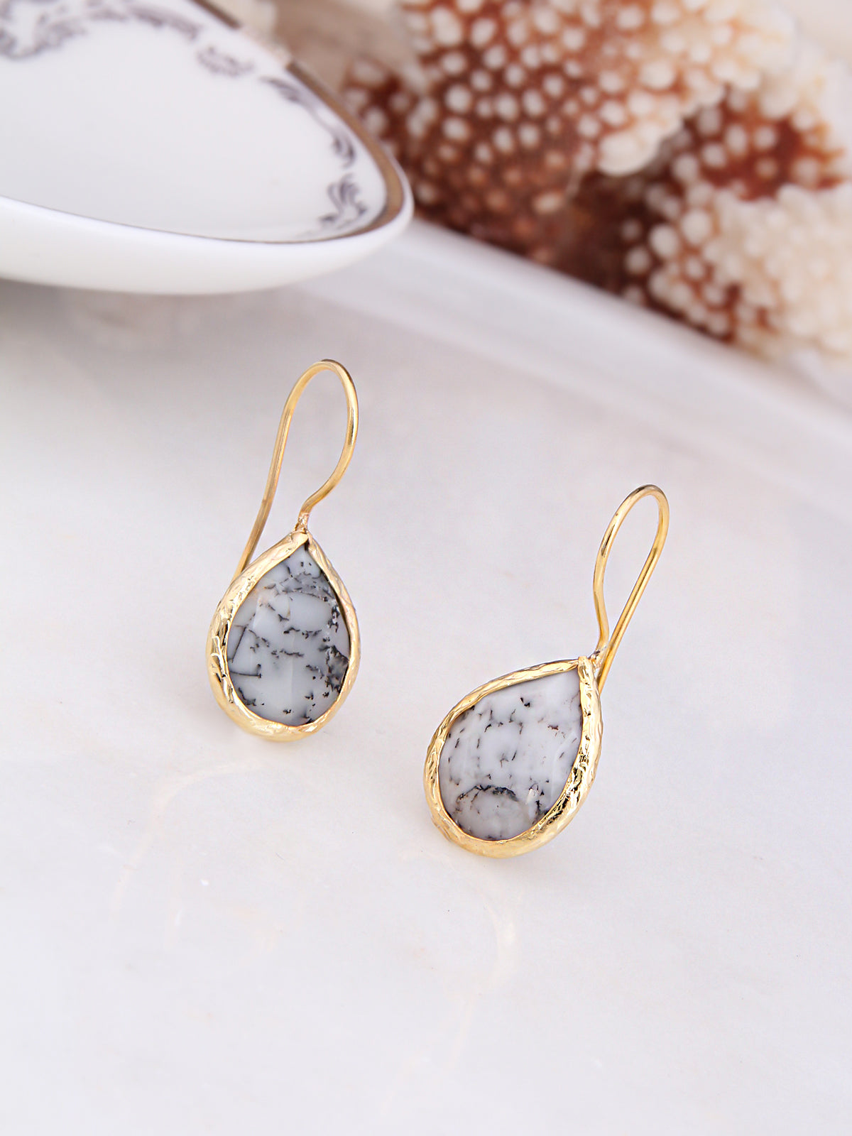 Dendritic stone Earring