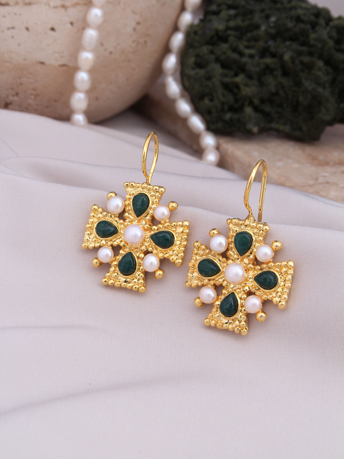 Agate & Pearl Earring