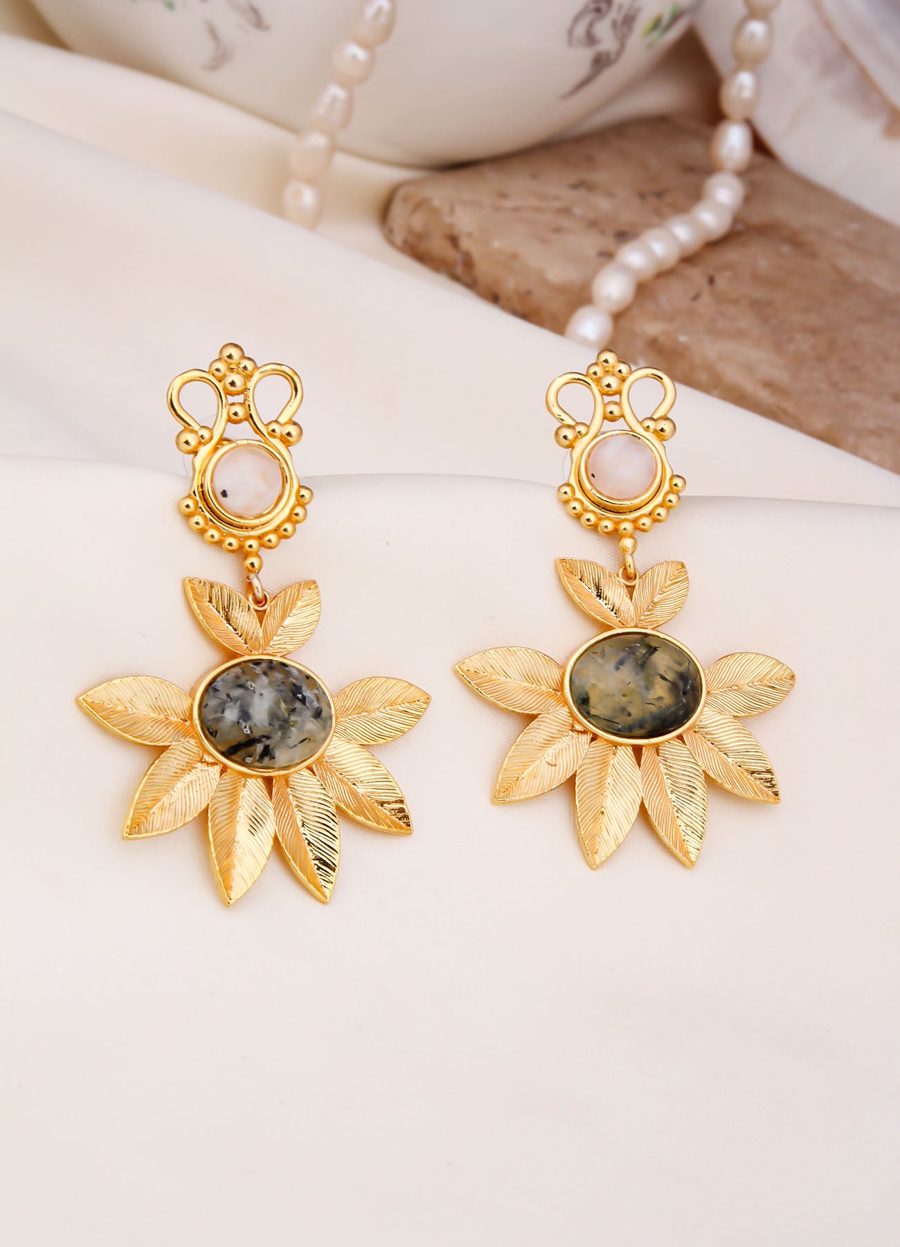 Labradorite & Moonstone Earring