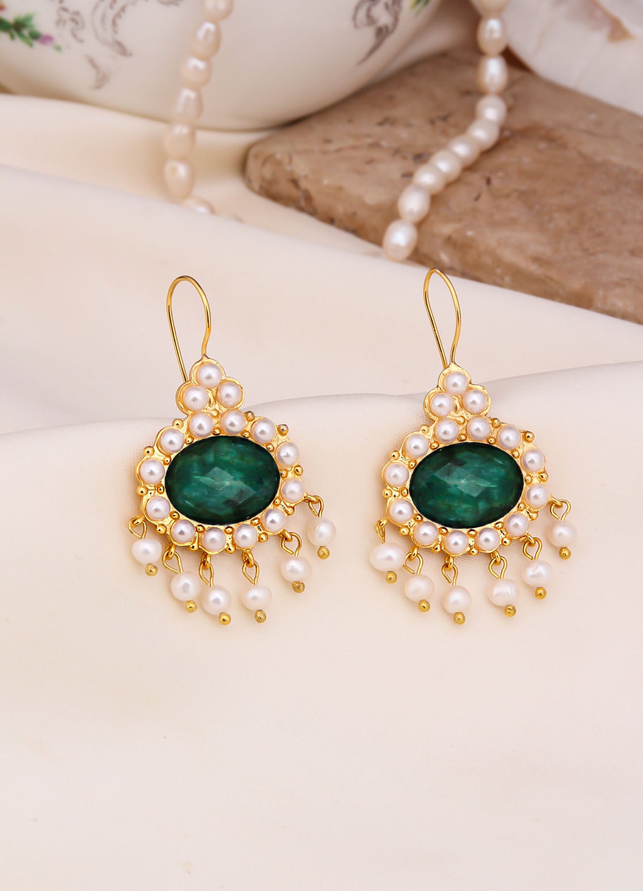 Agate & Pearl Earring