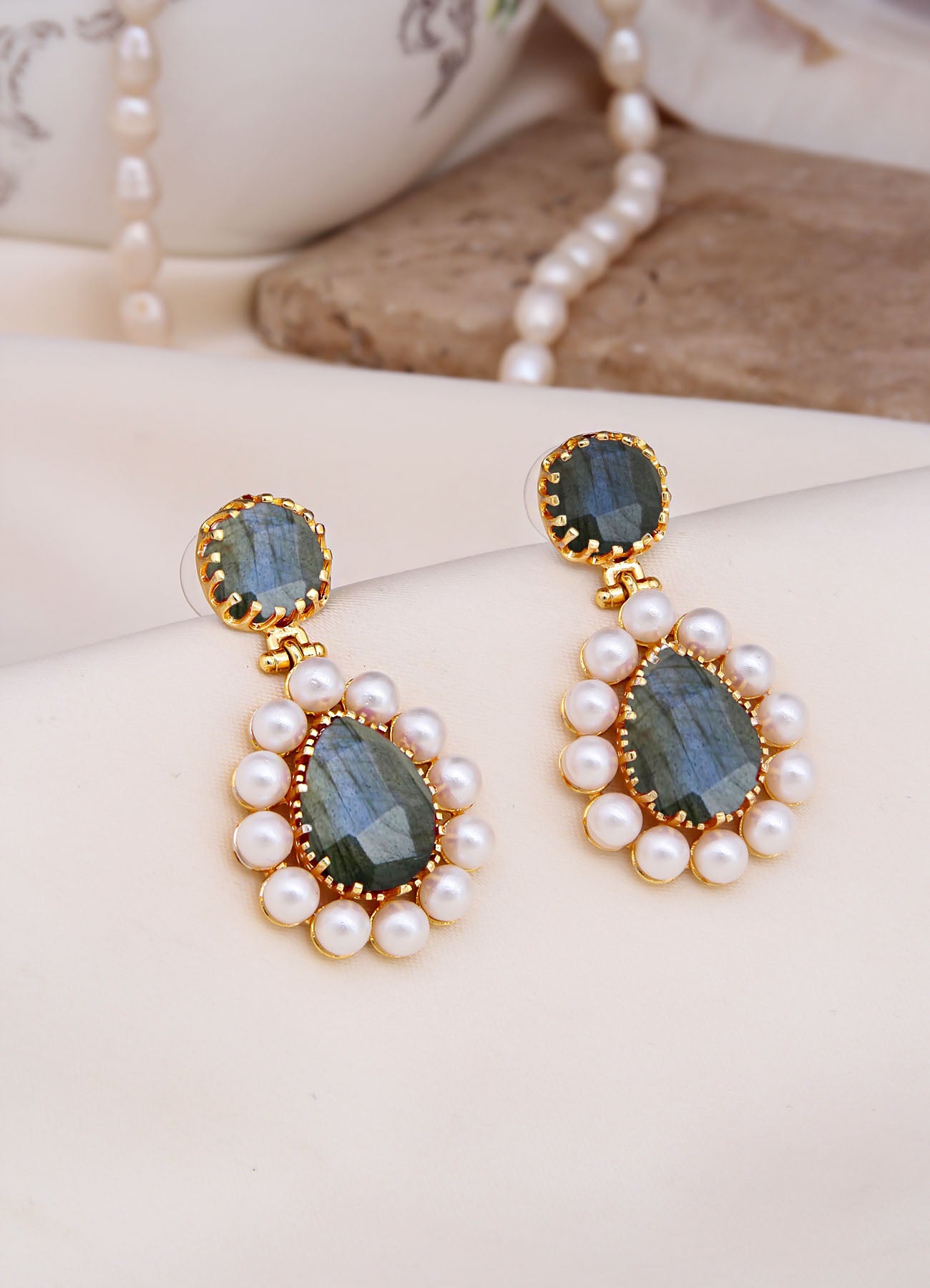 Labradorite & Pearl Boucle d'oreilles