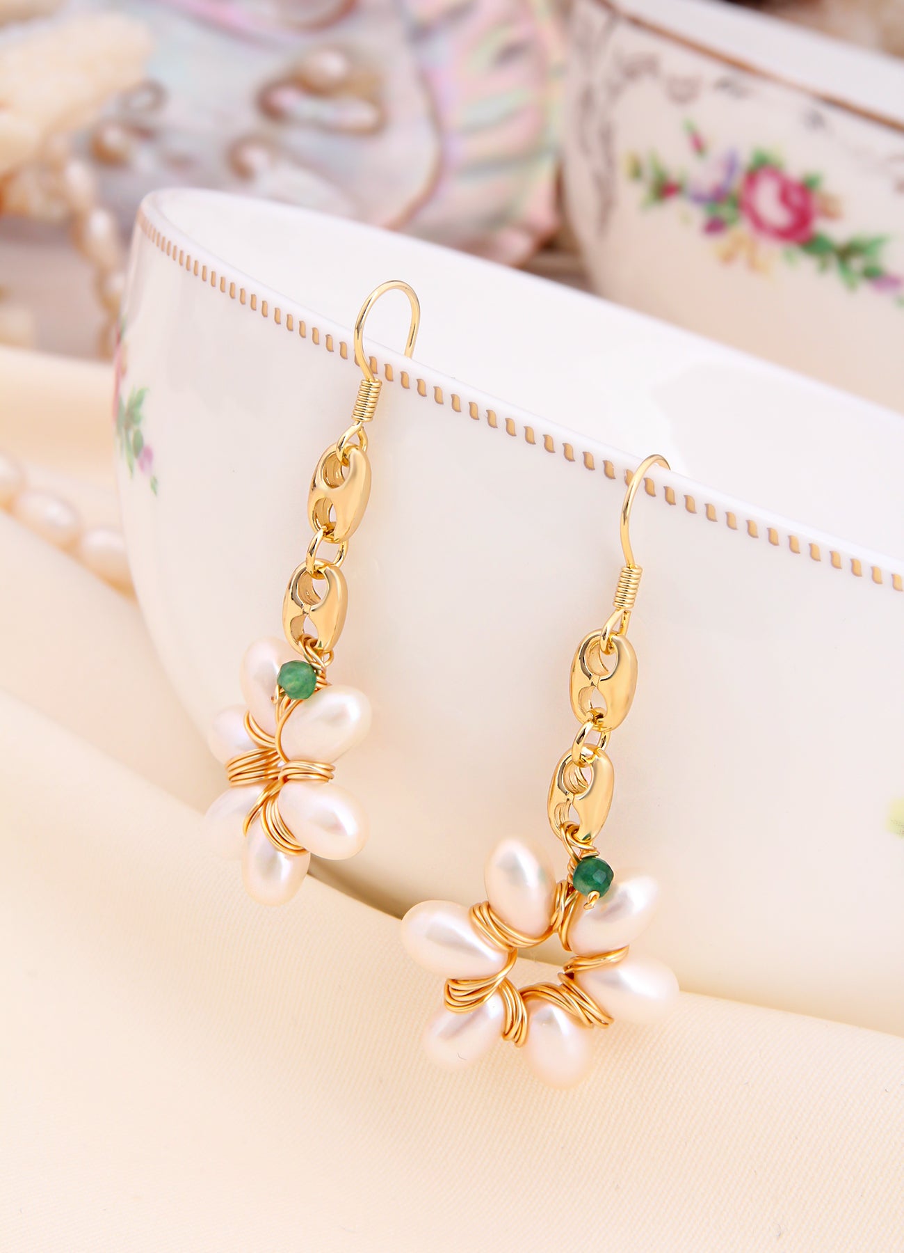 Zircon & Pearl Earring