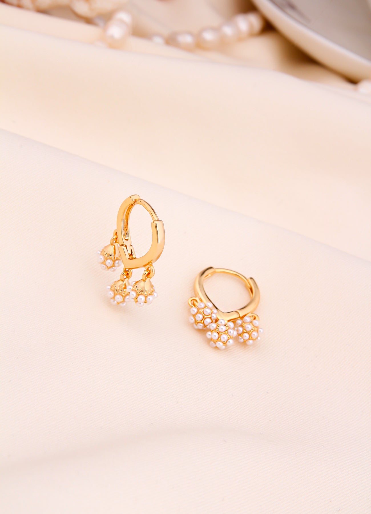 Pearl Earring
