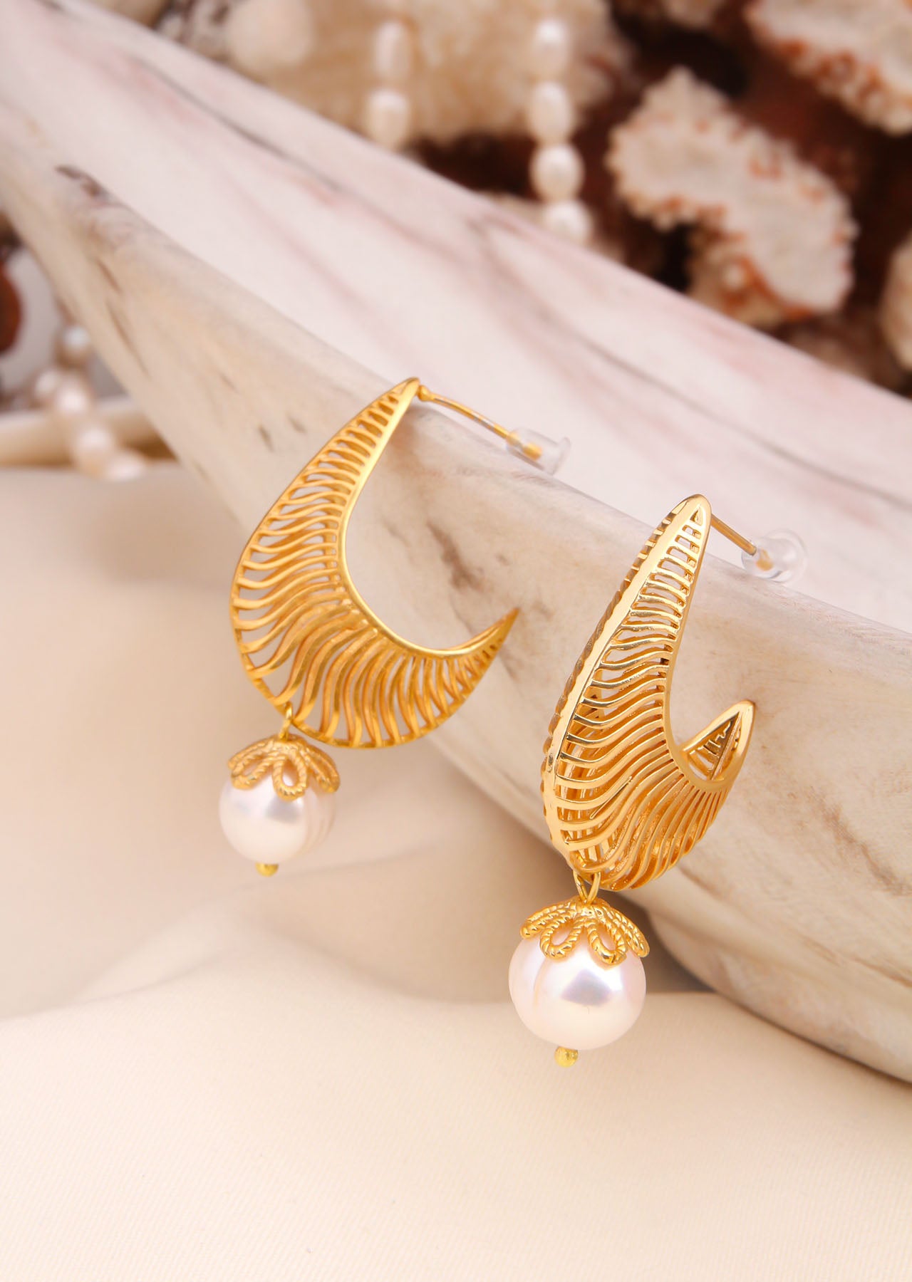 Pearl Earring