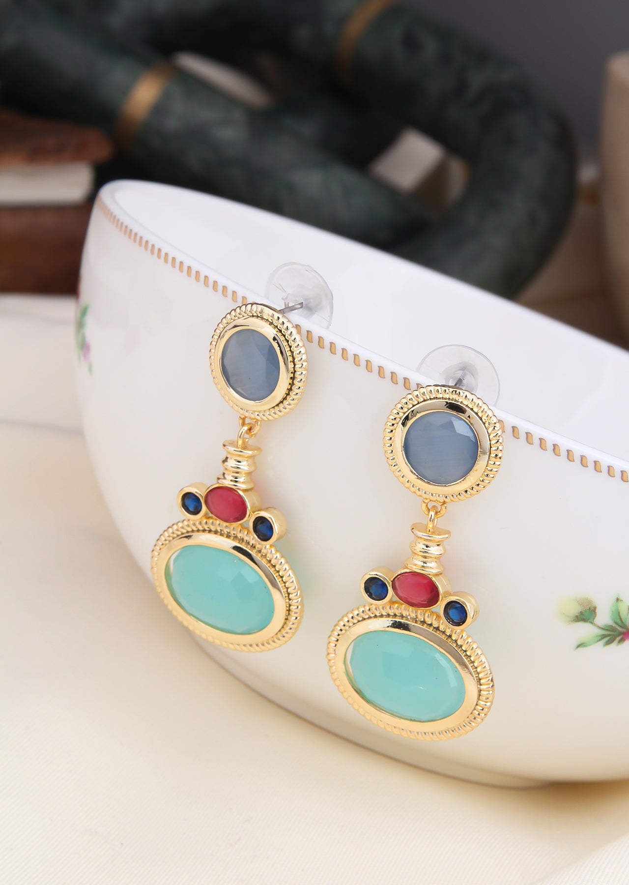 Cat Eyes Earring