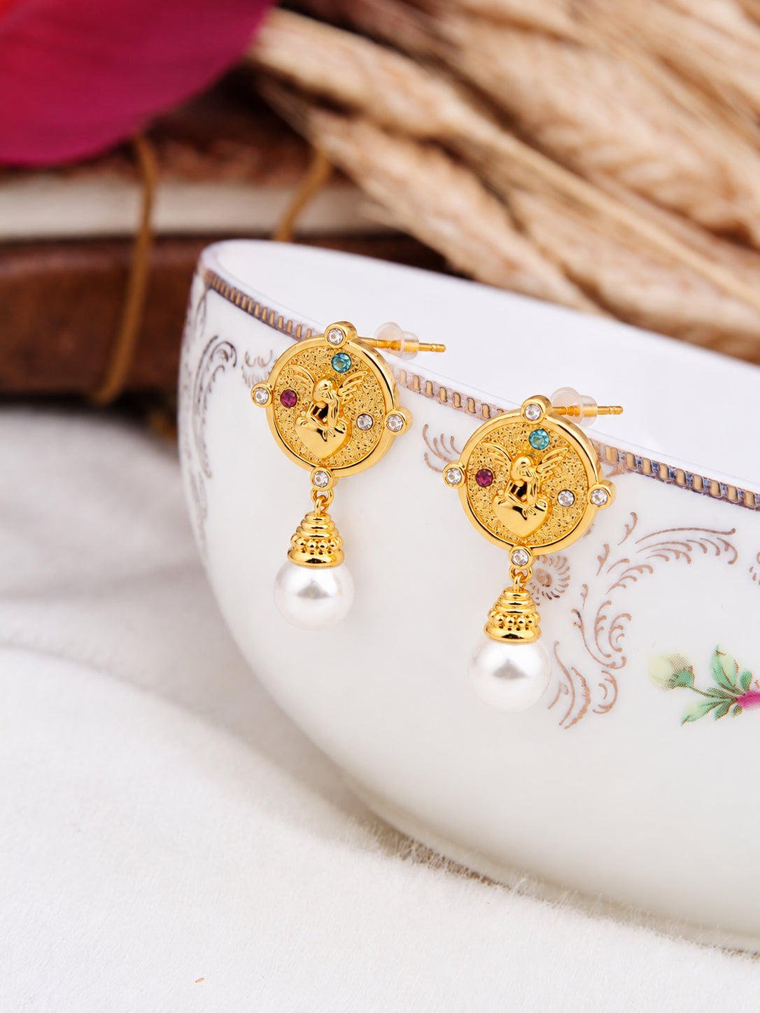 Pearl Earring