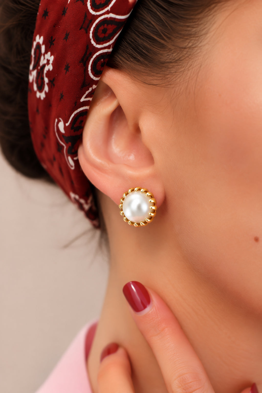 Pearl Earring