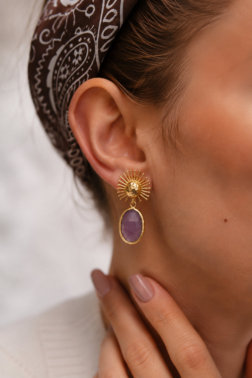 Cat Eyes Earring