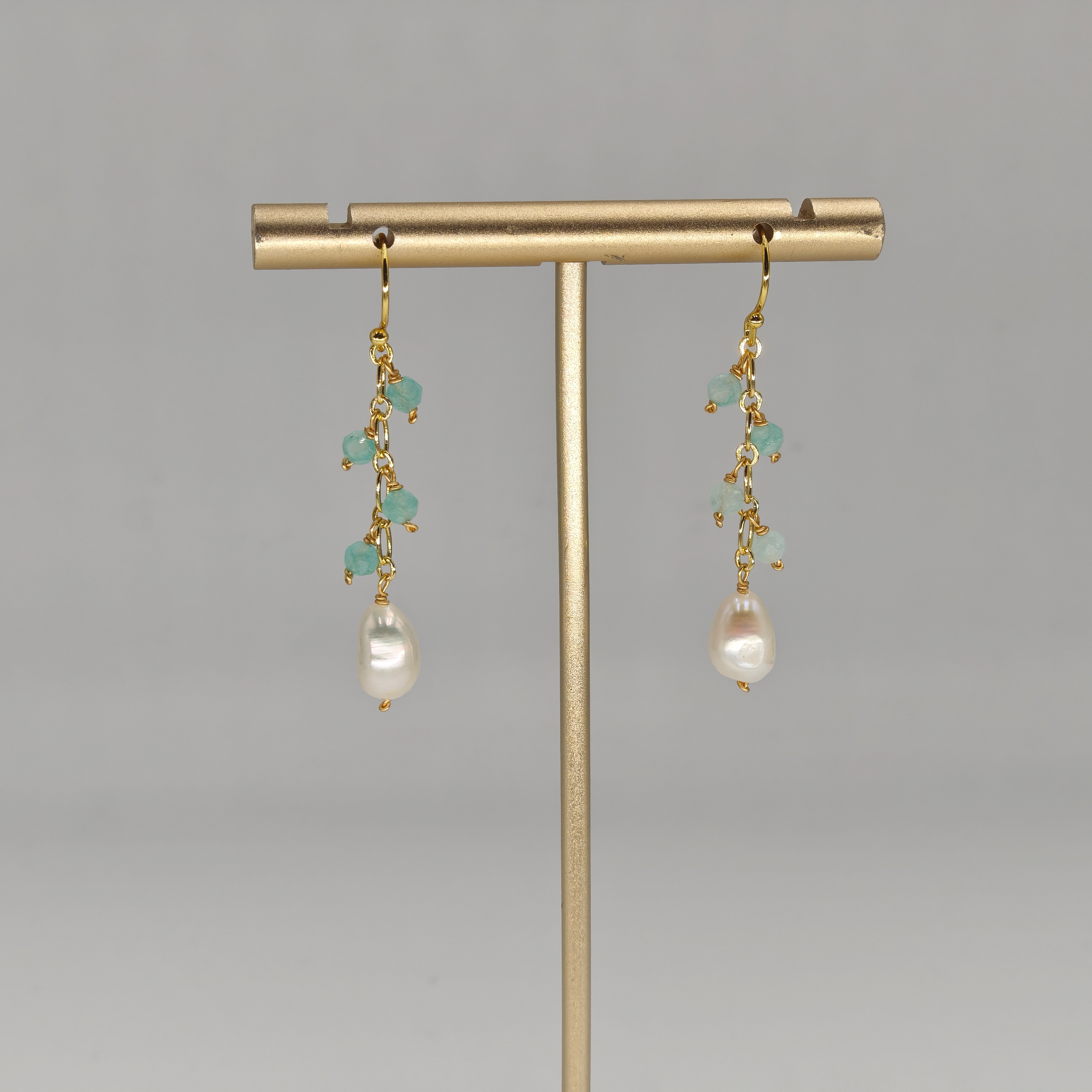 Aquamarine & Pearl Earring