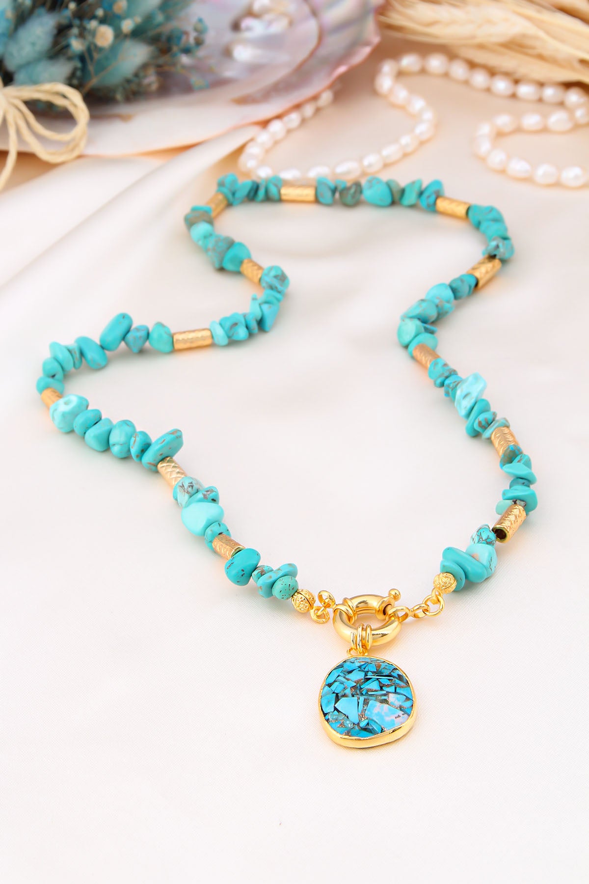 Turquoise Collier