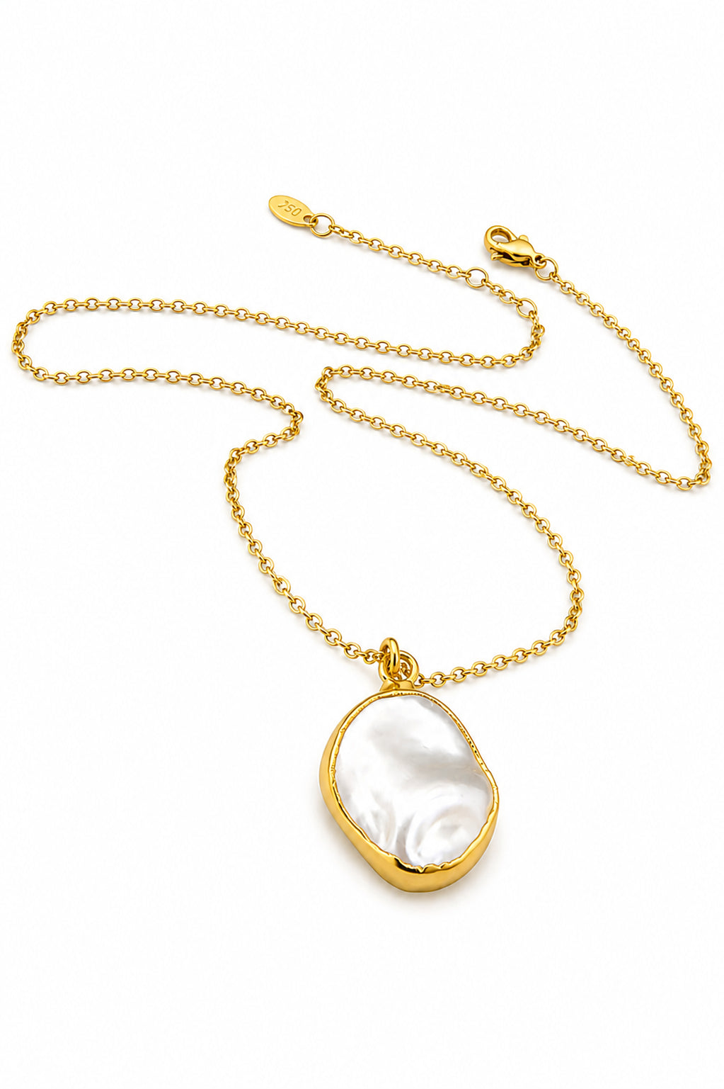 Nacre Necklace