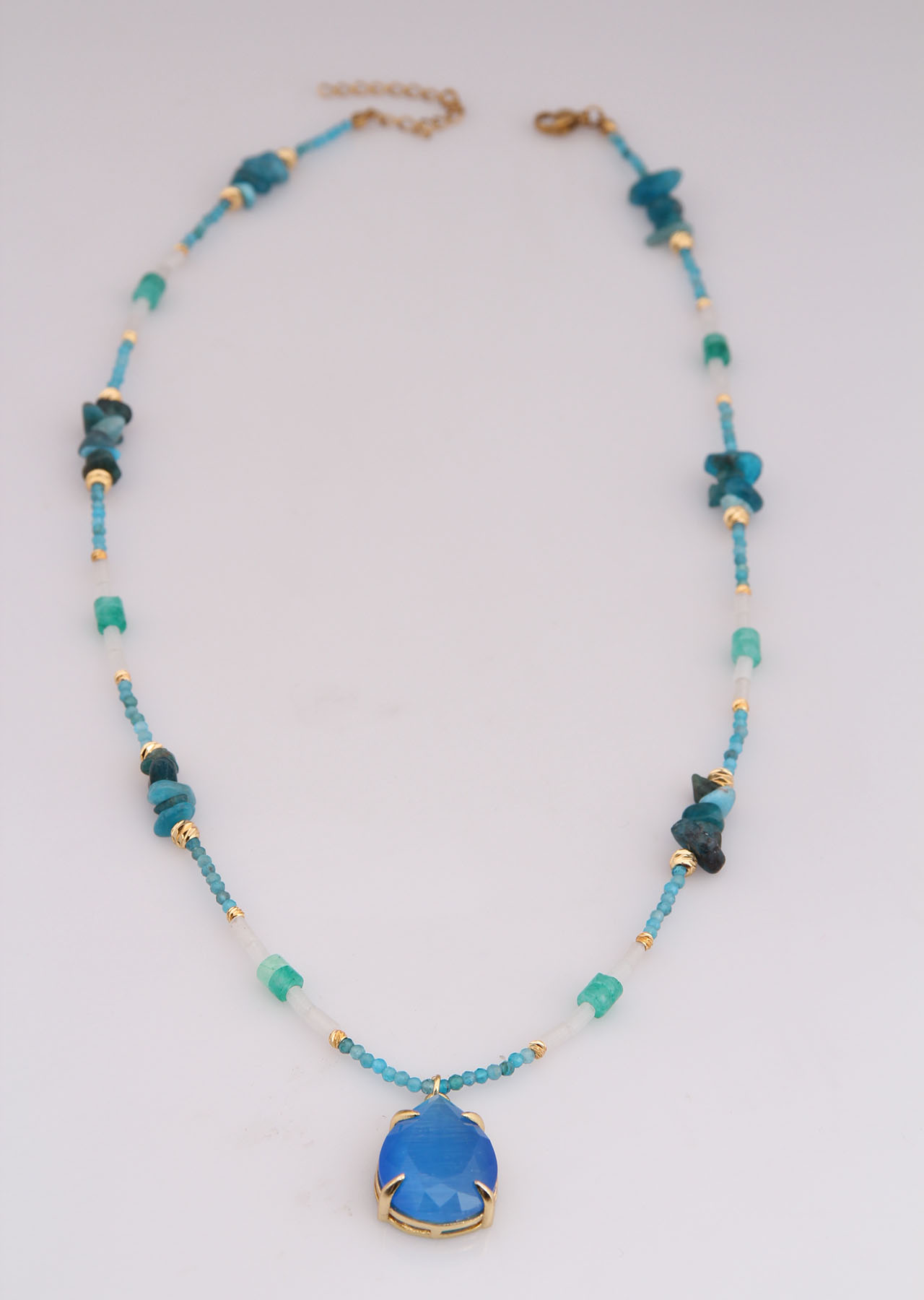 Apatite & MoonStone & Cat Eyes Necklace