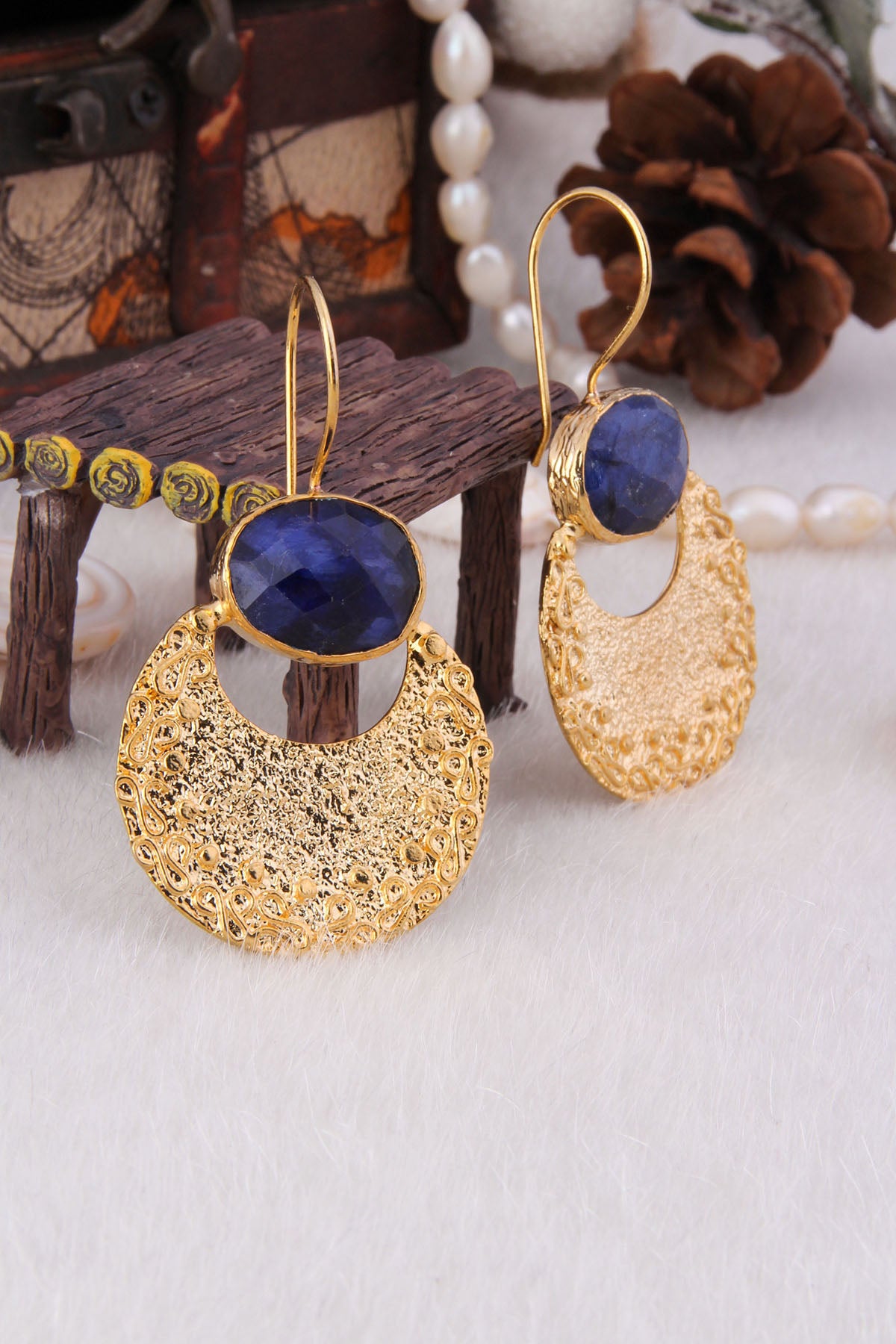 Saphire Earring