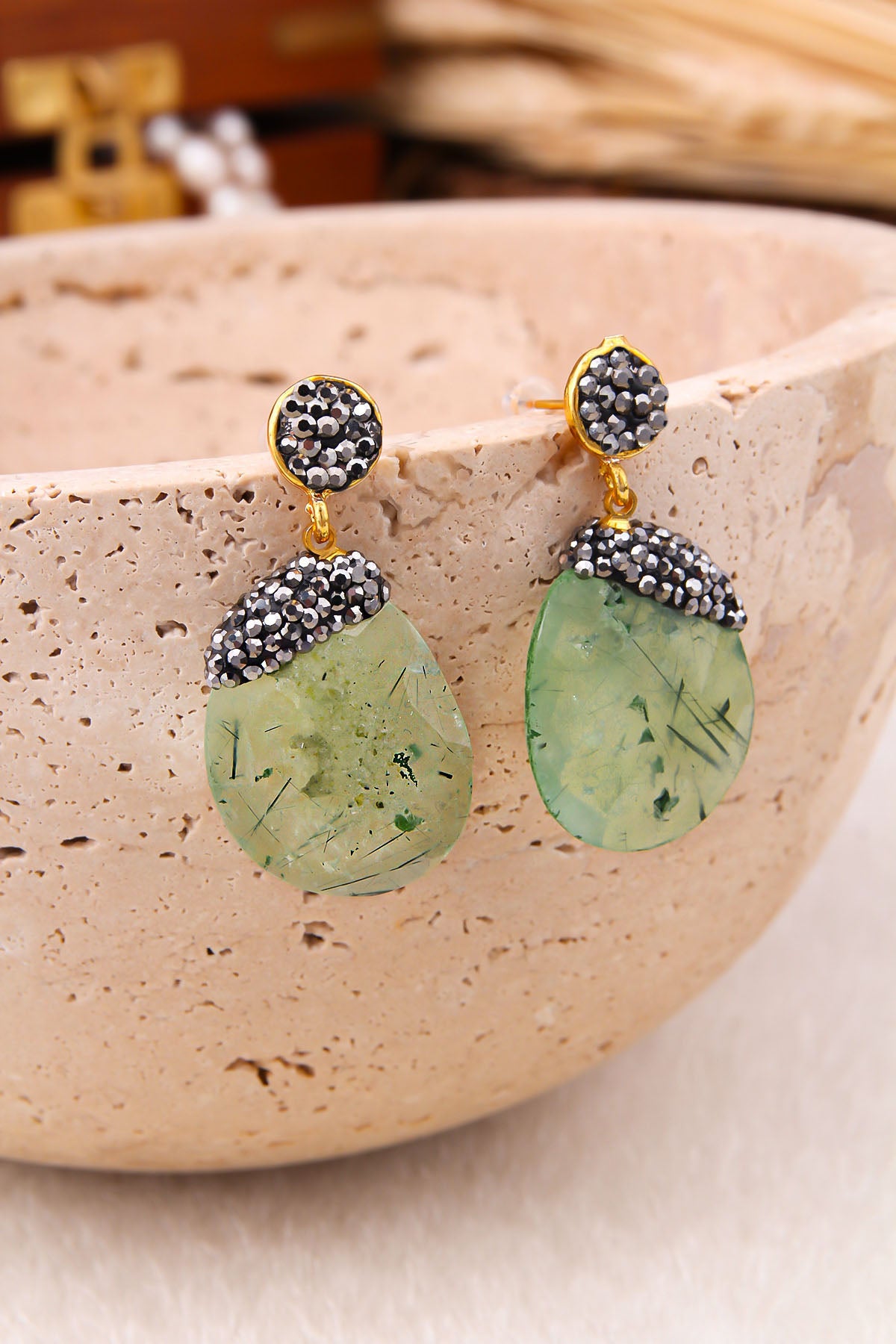Prehnite & Hematit Earring