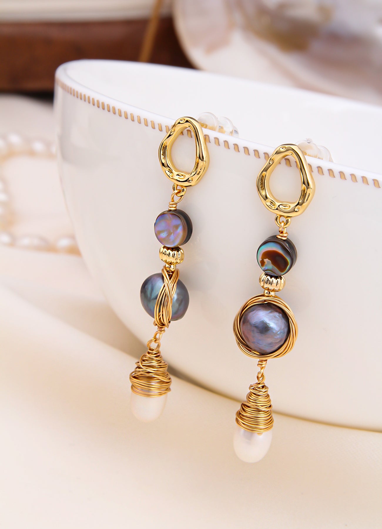 Ocean Nacre & Pearl Earring