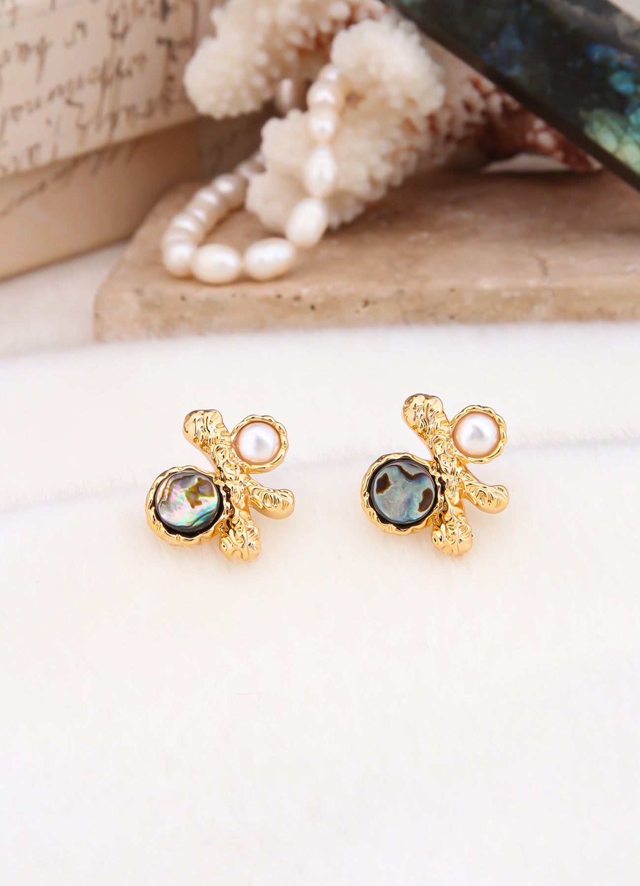 Ocean Nacre & Pearl Earring