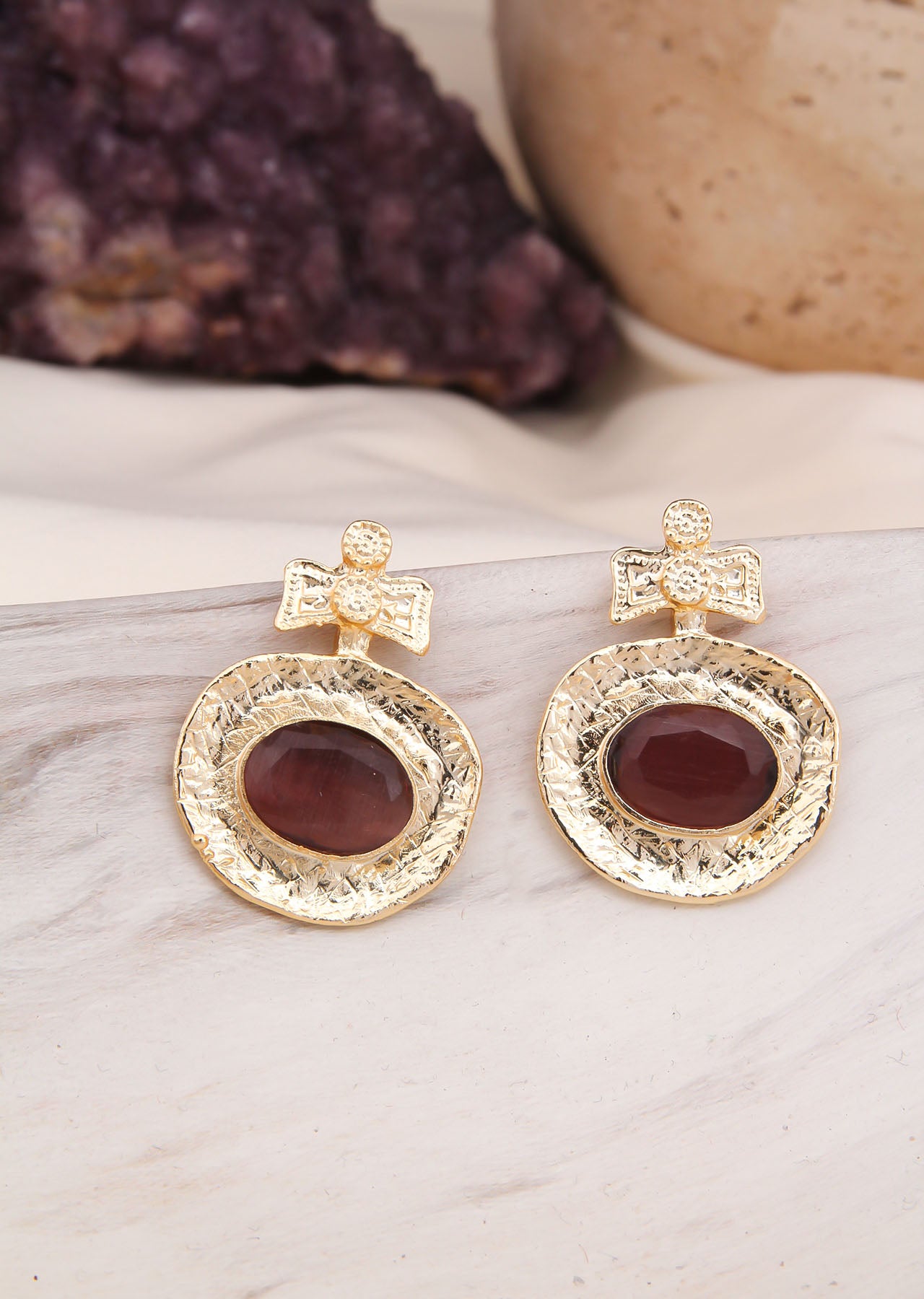 Cat Eyes Earring